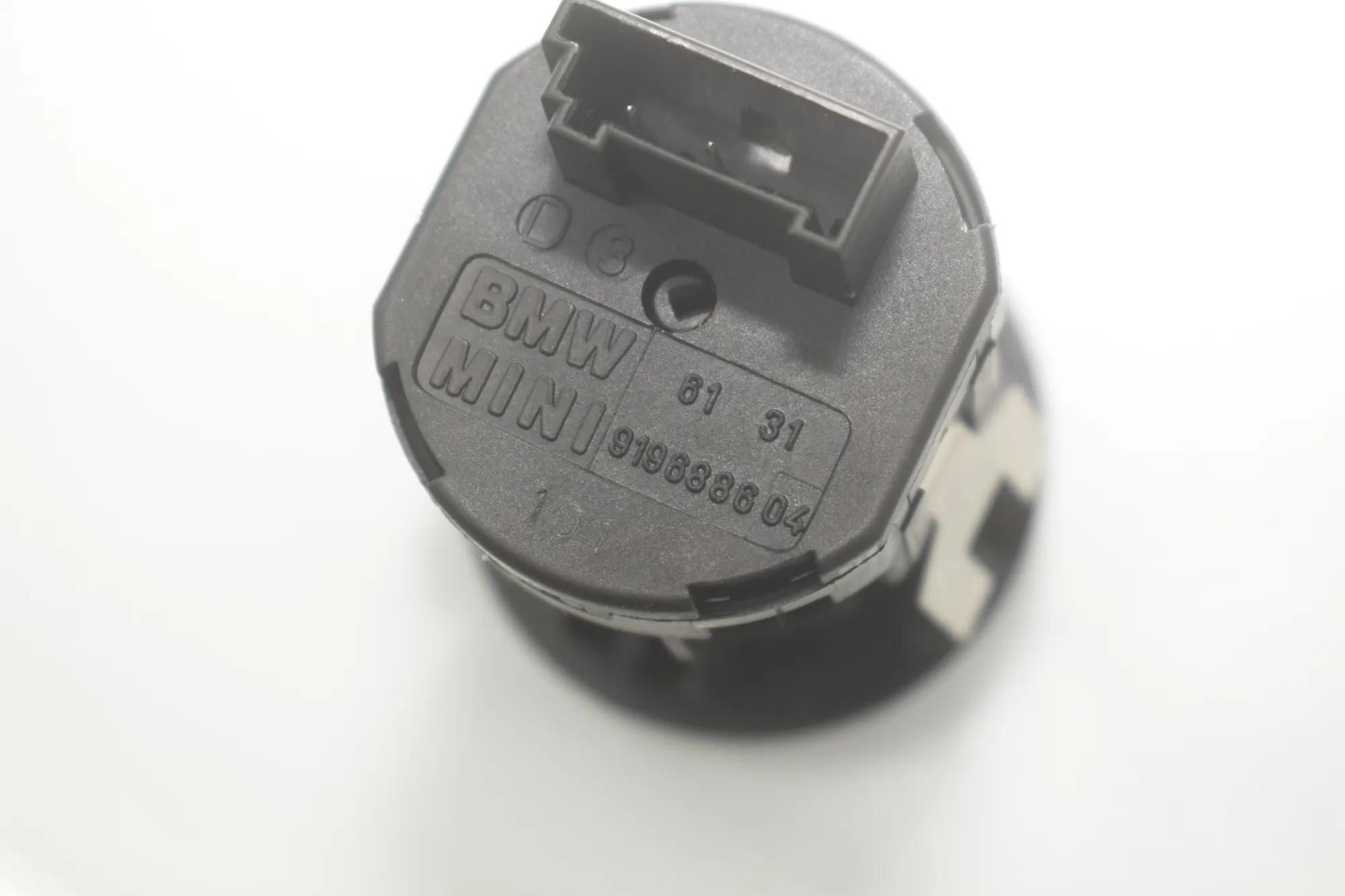 Switches – OEM 9196886 · BMW X5 (E70) xDrive 40 d 2011 – 4