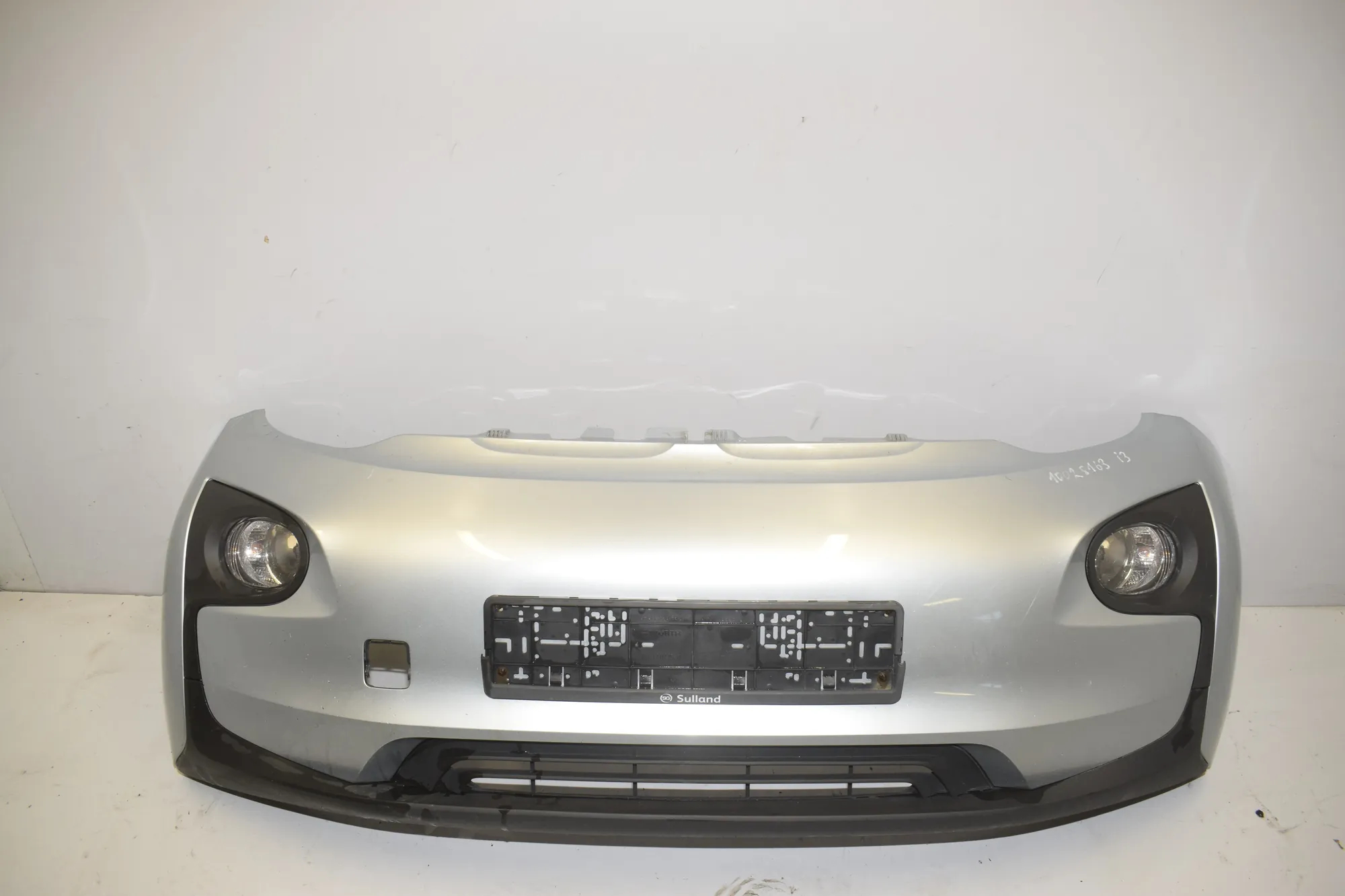 Front Bumper – OEM 7385780 · BMW i3 (I01) Electric 2014 – 2