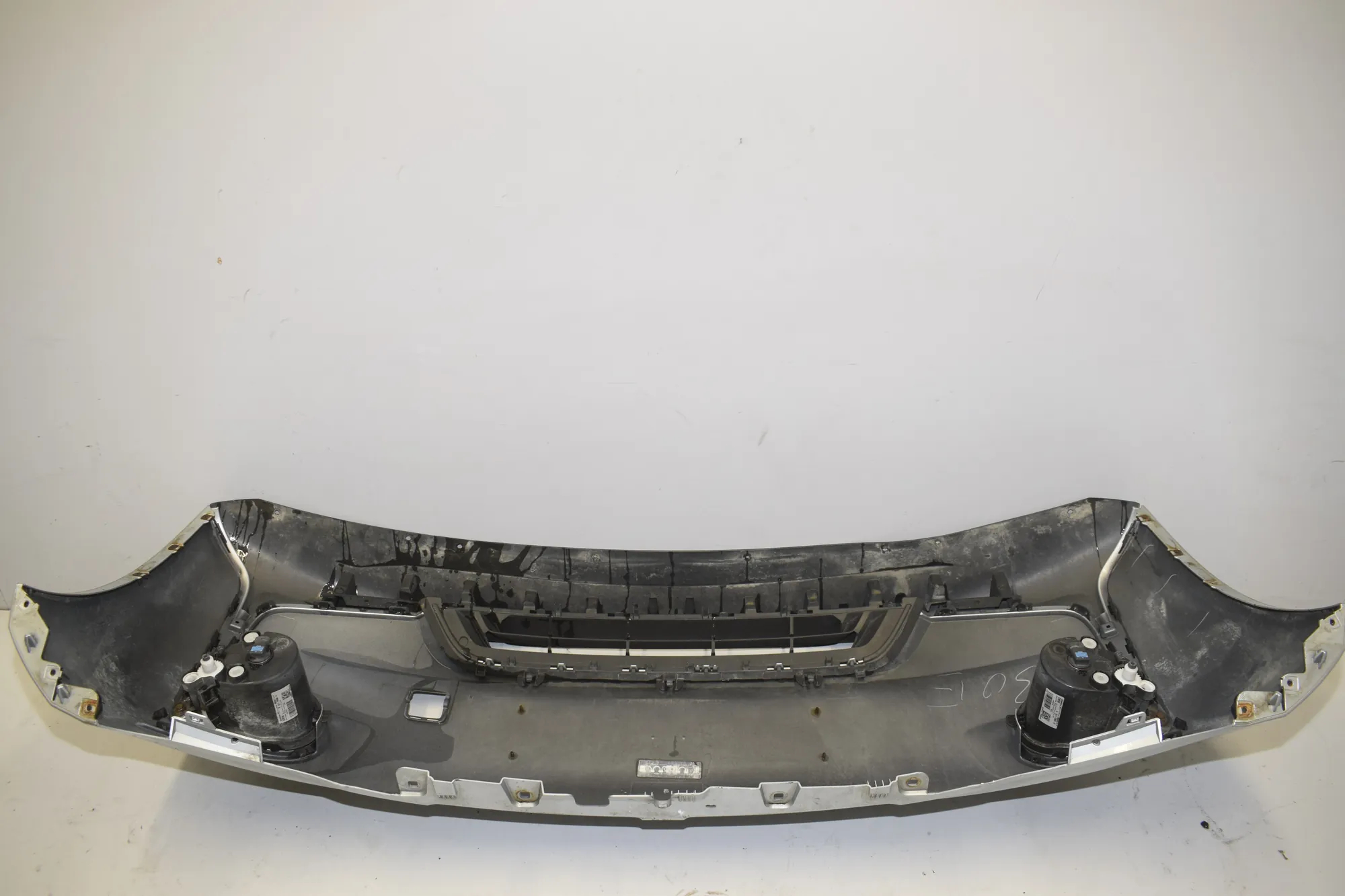 Front Bumper – OEM 7385780 · BMW i3 (I01) Electric 2014 – 4