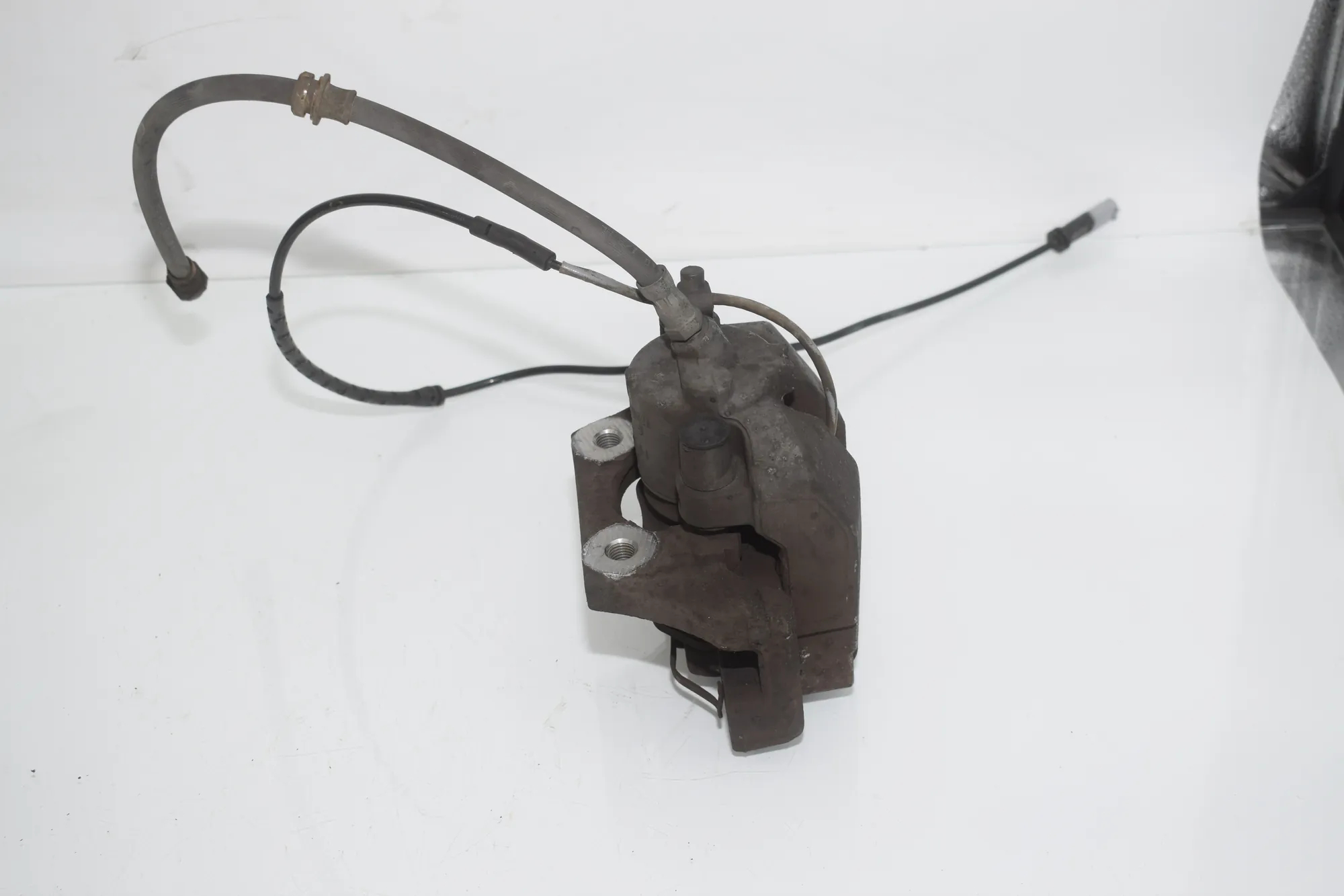 Rear Right Brake Caliper – OEM 6776788 · BMW X5 (E70) xDrive 40 d 2011 – 3