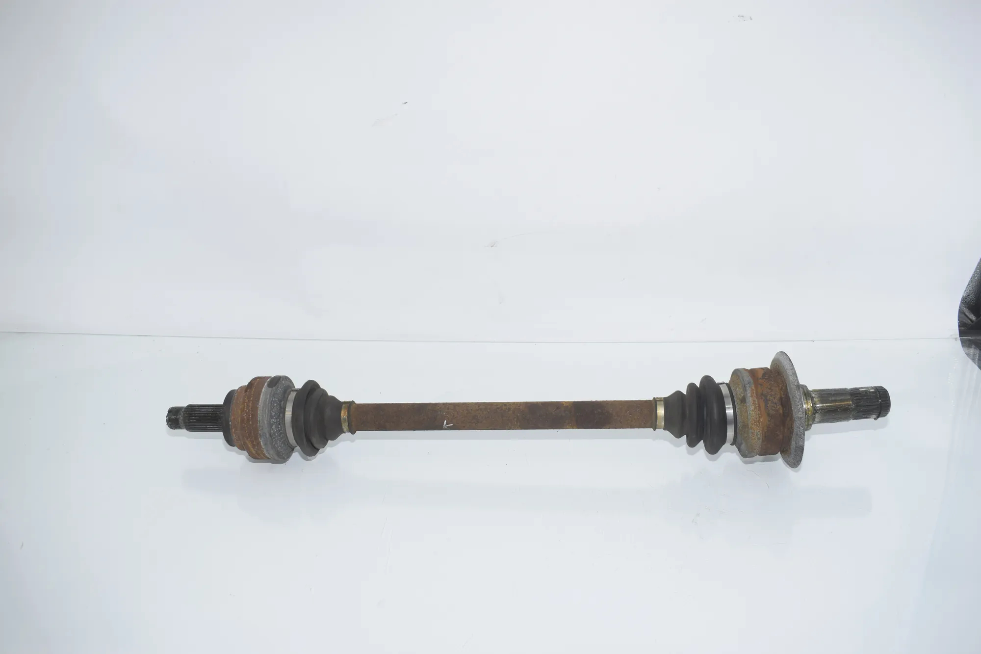 Rear Left Driveshaft – OEM 7566075 · BMW 5 Gran Turismo (F07) 530 d xDrive 2010 – 2