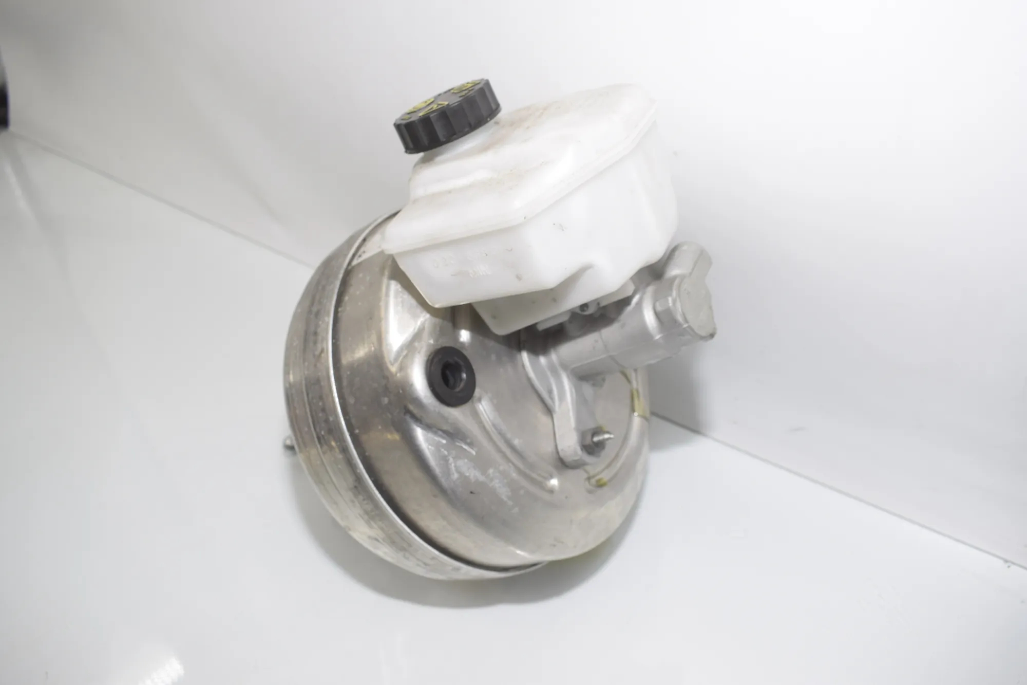 Brake Servo Booster – OEM 6879423 · BMW 3 Touring (G21) (2019 - -) 318 d 2021 – 4