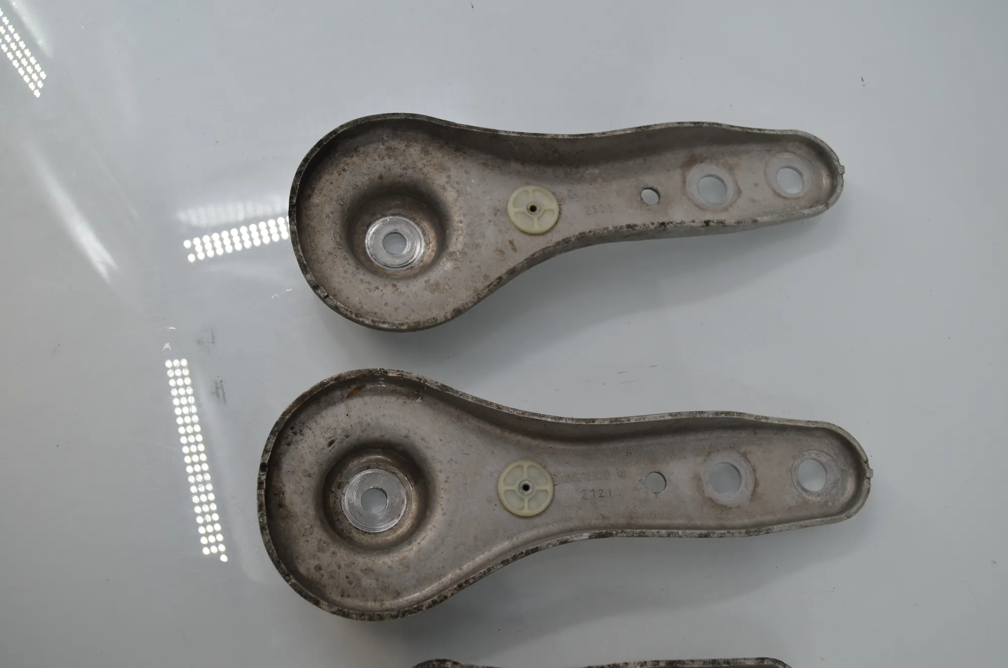 Bracket – OEM 6876802 · BMW 3 Touring (G21) (2019 - -) 318 d 2021 – 2