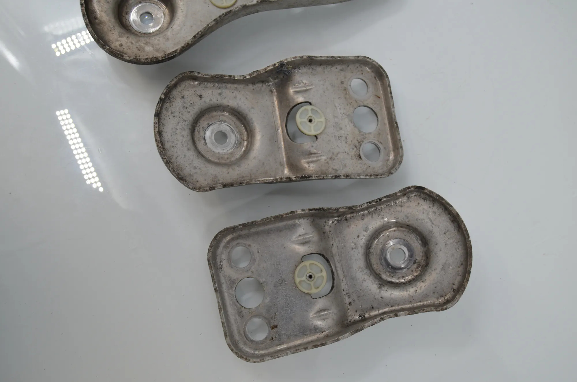Bracket – OEM 6876802 · BMW 3 Touring (G21) (2019 - -) 318 d 2021 – 3