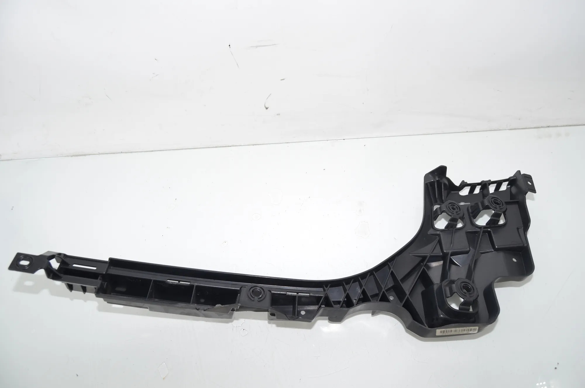 Rear Left Bumper Bracket – OEM 7469365 · BMW 3 Touring (G21) (2019 - -) 318 d 2021 – 3