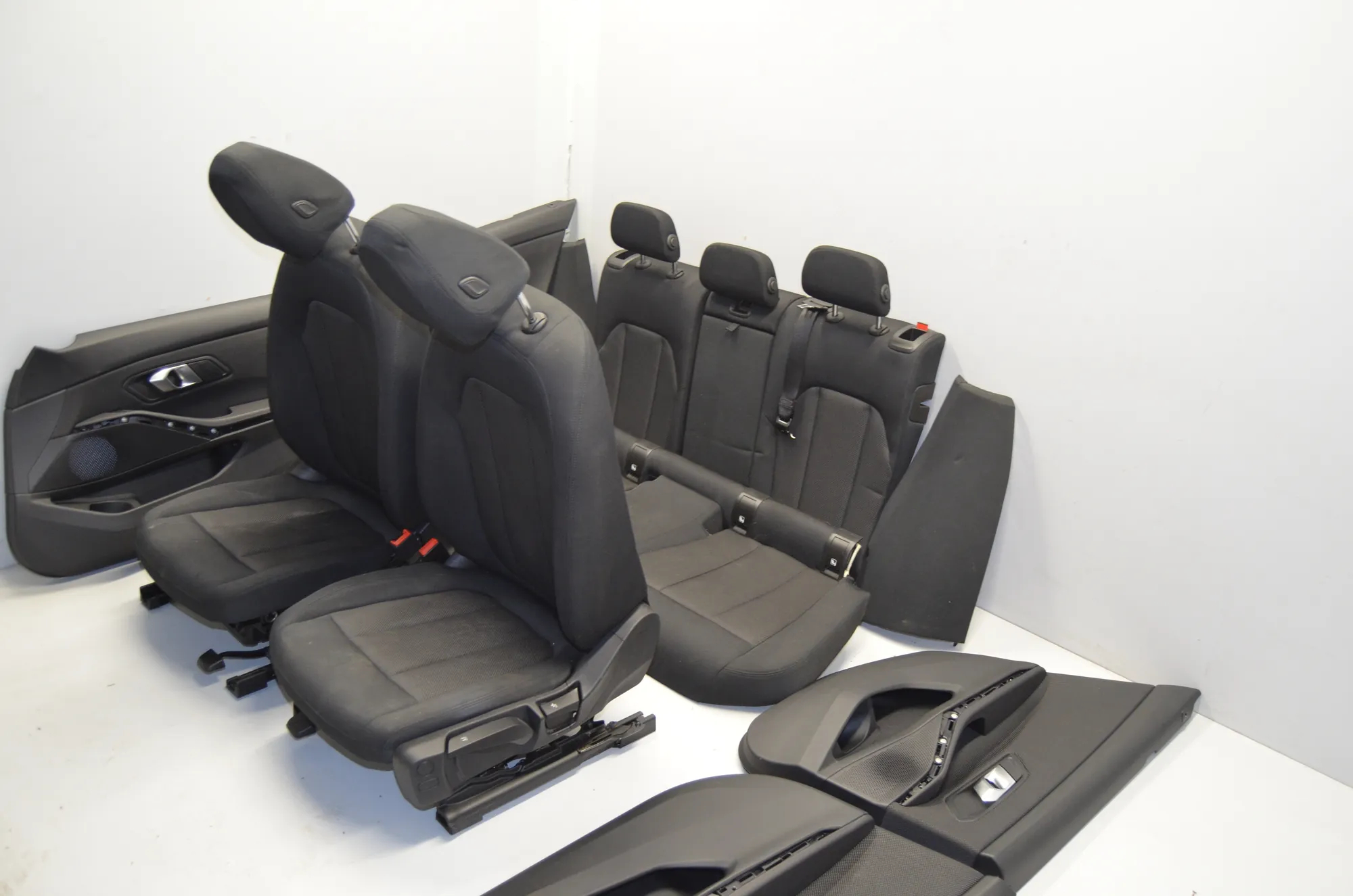 Seat set · BMW 3 Touring (G21) (2019 - -) 318 d 2021 – 3