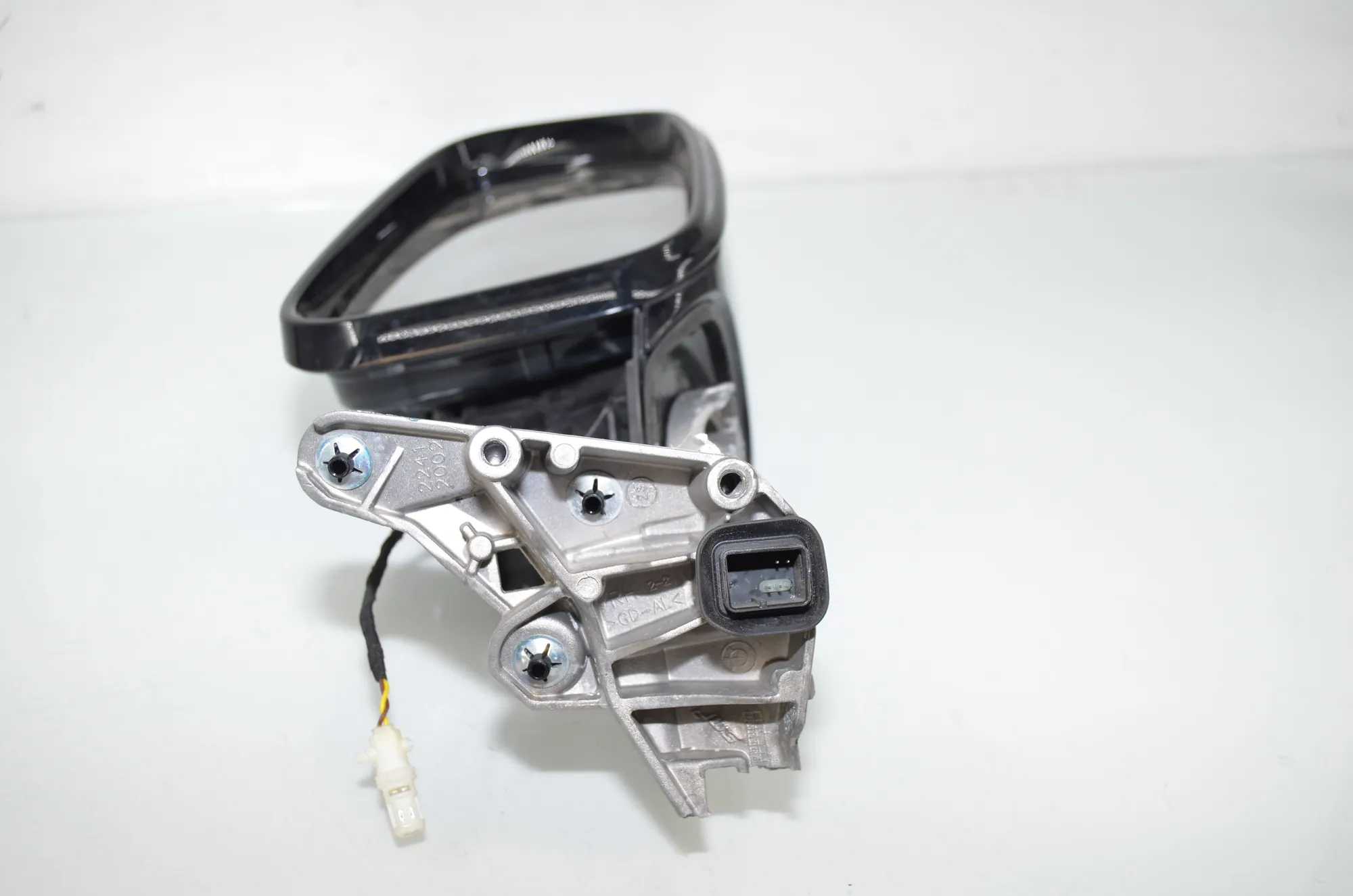Right Side Wing Mirror – OEM 5A3DB18 · BMW 3 (G20, G28) BMW 3 (G20, G28) 3 (G20) 320 d 2019 – 6