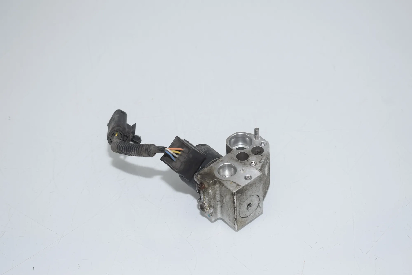 A/C Conditioner Expansion Valve – OEM 9292568 · BMW I3 i3 (I01) (2013 - 2021) Hybrid (2014 -, 0.6 L, 125 kW) 2018