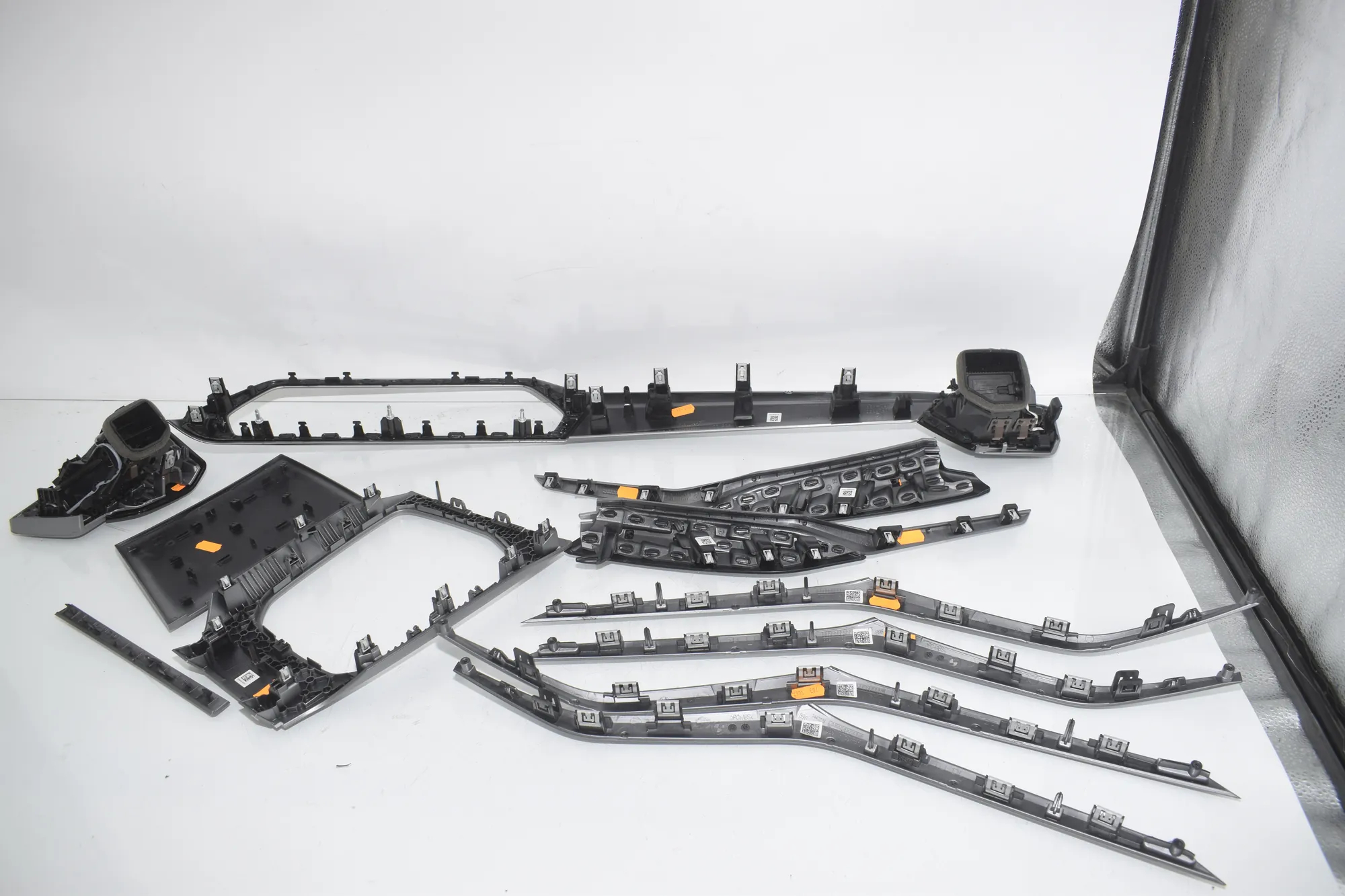 Interior Trim Strips Kit – OEM 6806780 · BMW 3 Touring (G21) (2019 - -) 318 d 2021 – 5