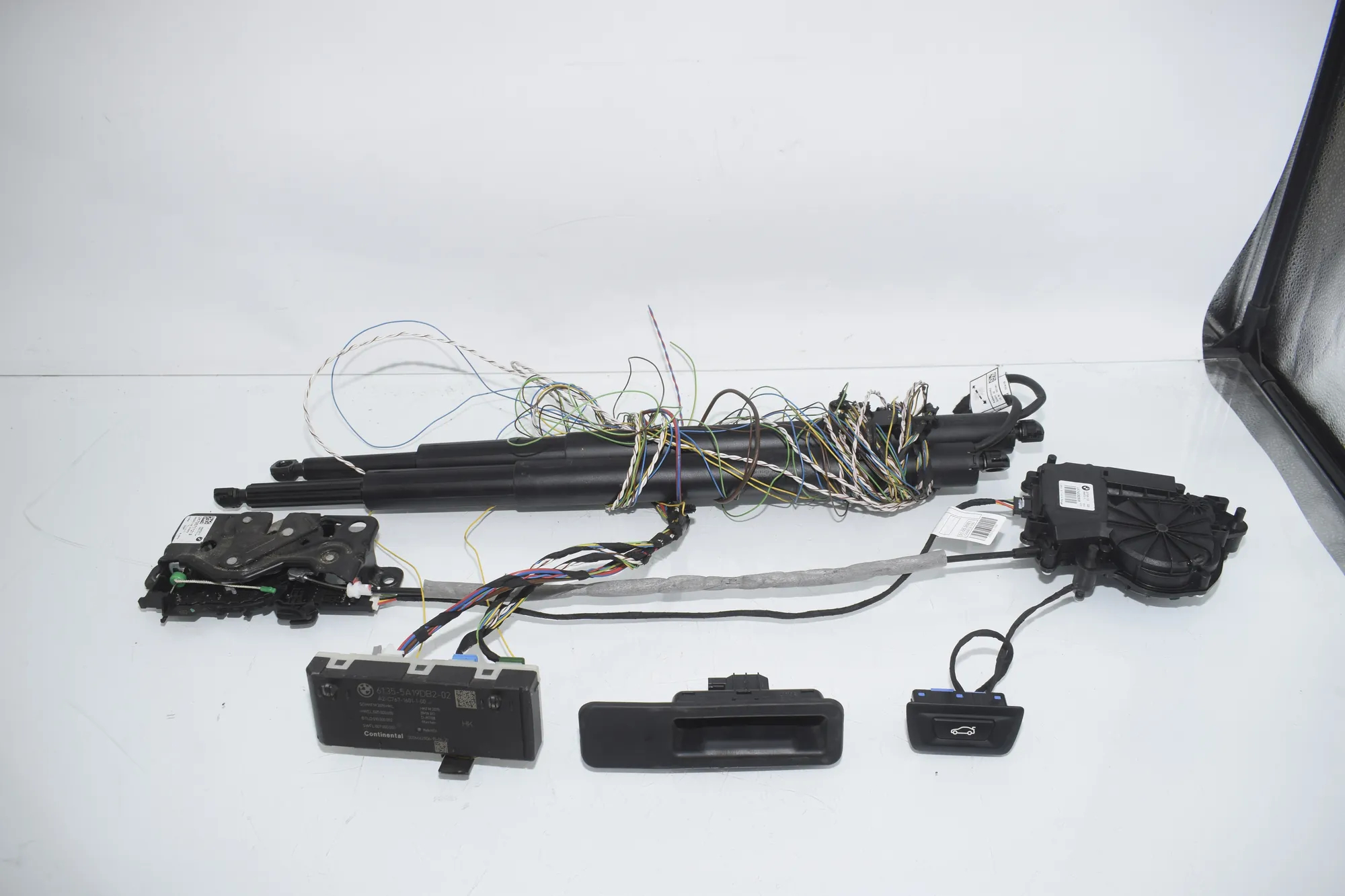 Electric Tailgate Opening Kit – OEM 5A19DB2 · BMW 3 Touring (G21) (2019 - -) 318 d 2021 – 2