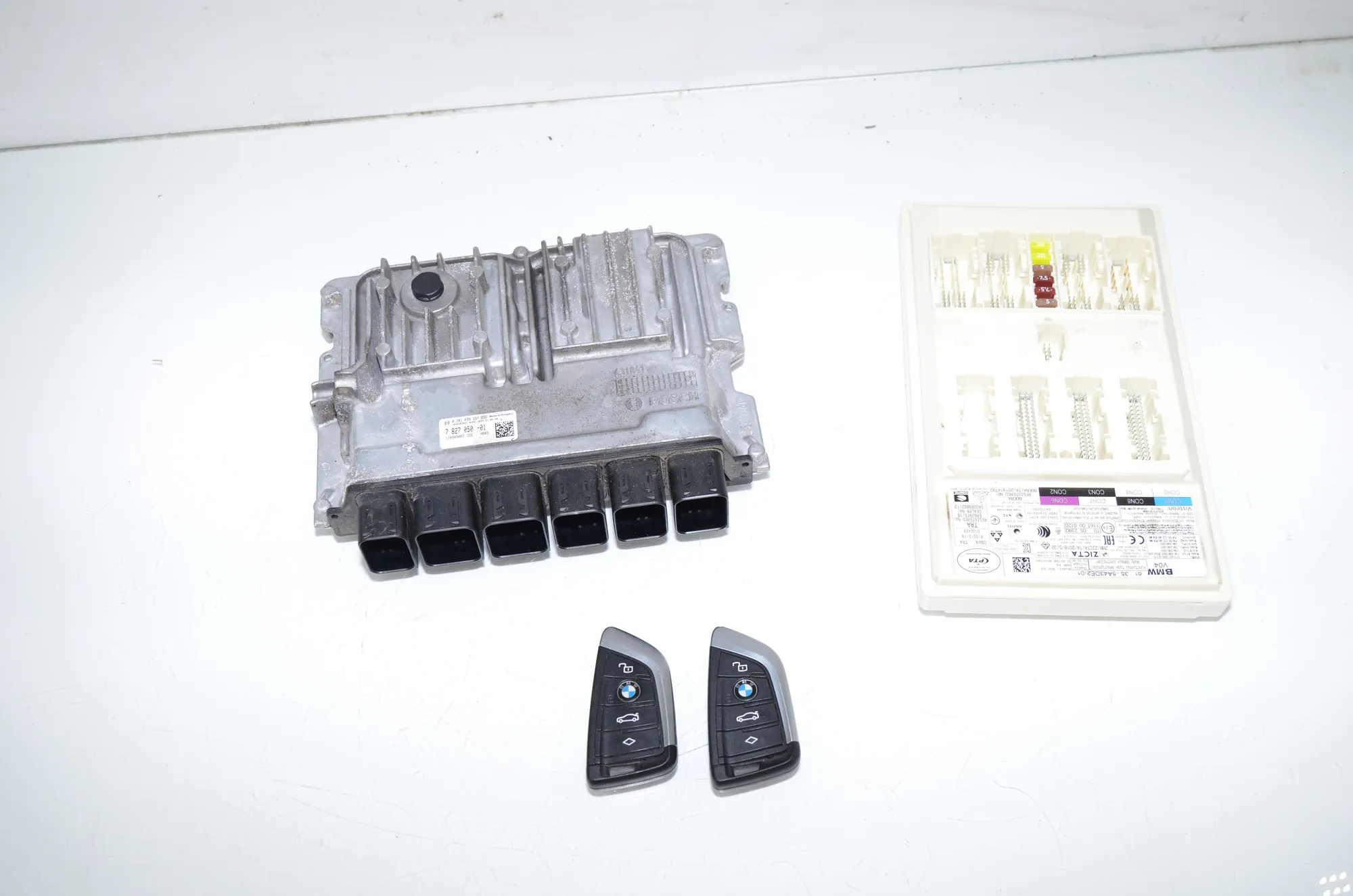 Engine Ignition ECU Set – OEM 7827050 · BMW 3 Touring (G21) (2019 - -) 318 d 2021