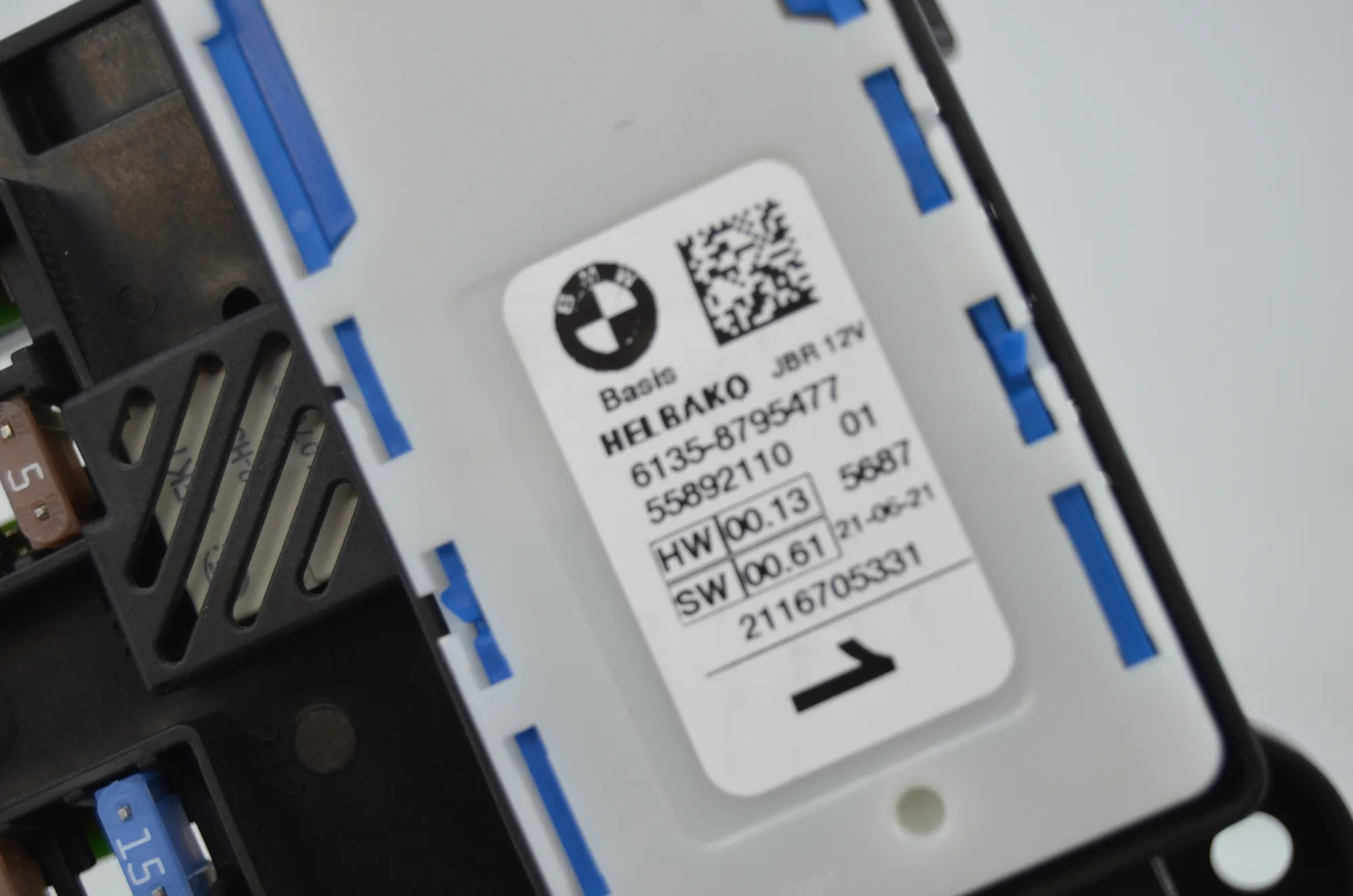 Fuse Box – OEM 8734162 · BMW 3 Touring (G21) (2019 - -) 318 d 2021 – 5