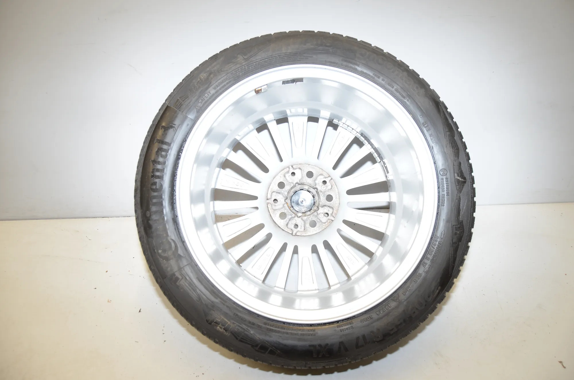 Alloy Wheel – OEM 6855090 · BMW 2 Active Tourer (F45) 220 d xDrive 2014 – 2