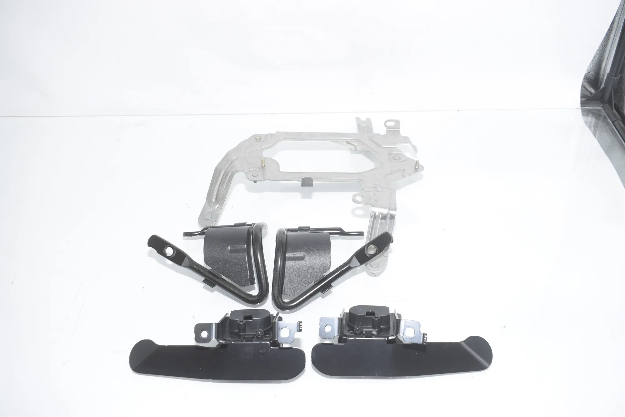 Bracket – OEM 9865515 · BMW 3 Touring (G21) (2019 - -) 318 d 2021