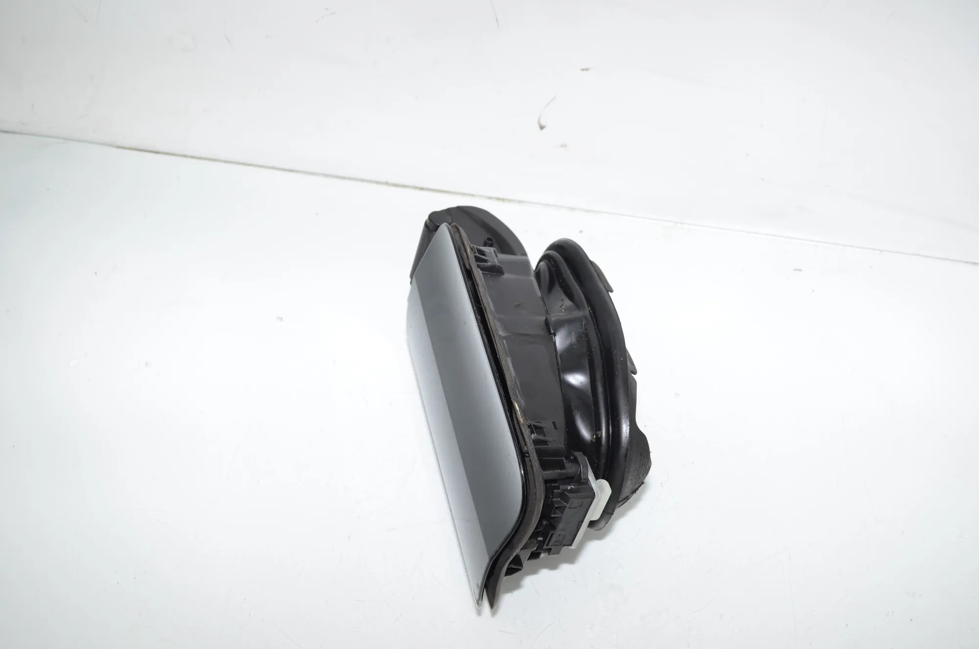 Fuel Tank Flap Cap – OEM 7433410 · BMW 3 Touring (G21) (2019 - -) 318 d 2021 – 4