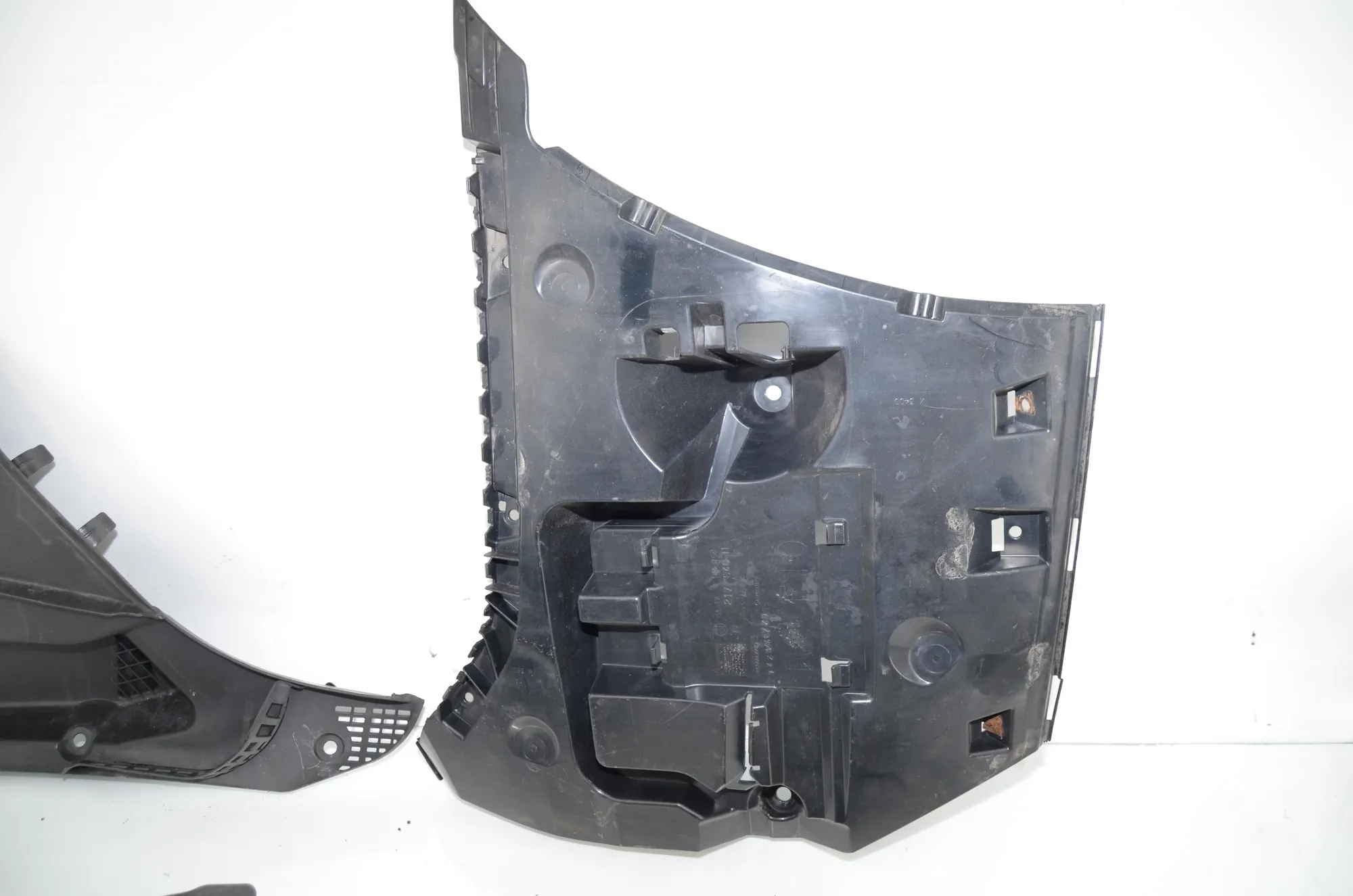 Other Body Parts – OEM 7184768 · BMW 5 (F10) 530 d 2016 – 4