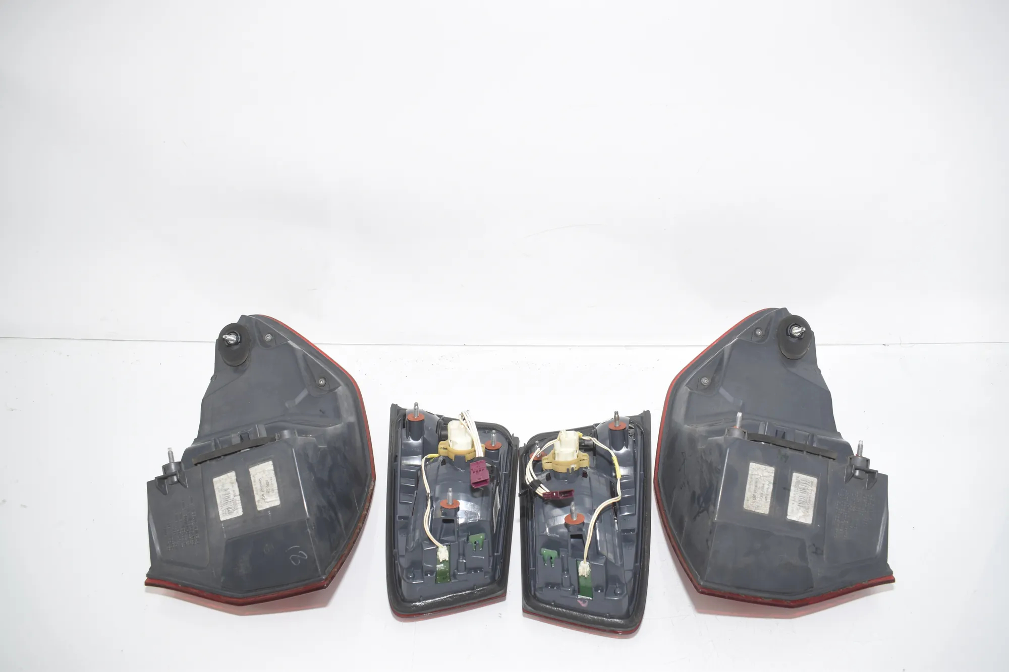 Rear Tail Light Set – OEM 7203227 · BMW 5 Touring (F11) 530 d 2011 – 7