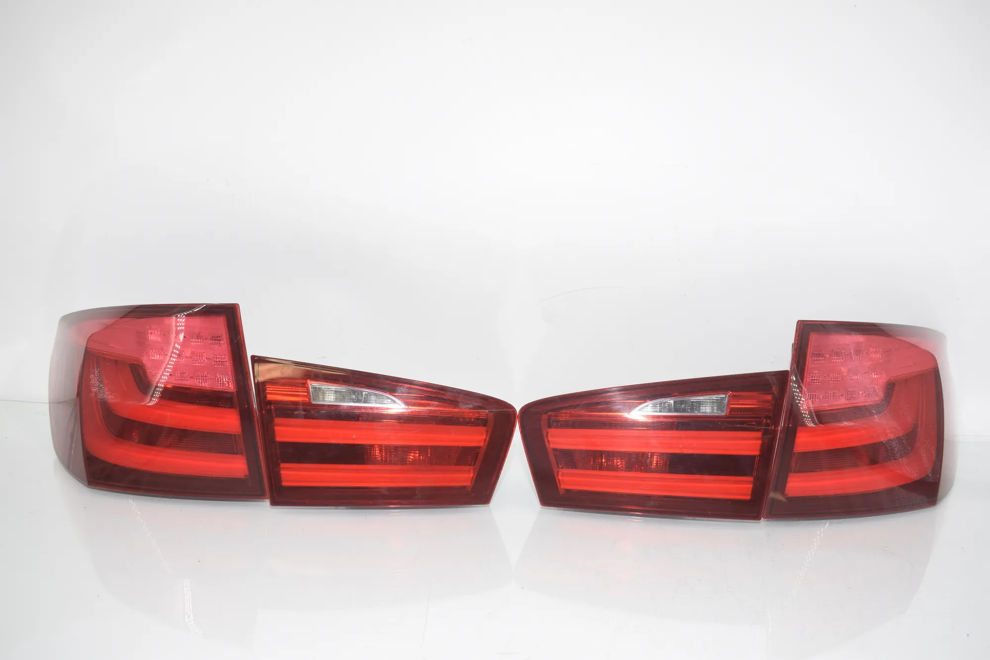 Rear Tail Light Set – OEM 7203227 · BMW 5 Touring (F11) 530 d 2011 – 4