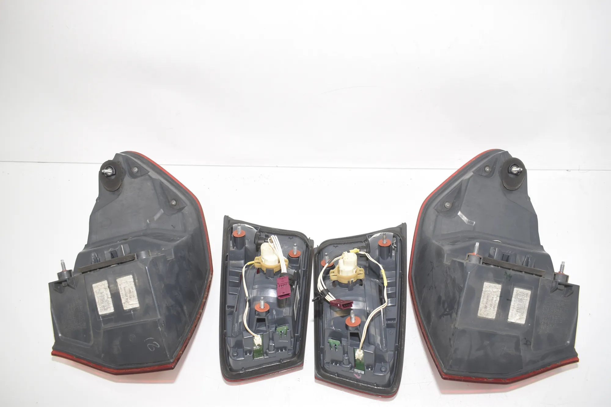 Rear Tail Light Set – OEM 7203227 · BMW 5 Touring (F11) 530 d 2011 – 8