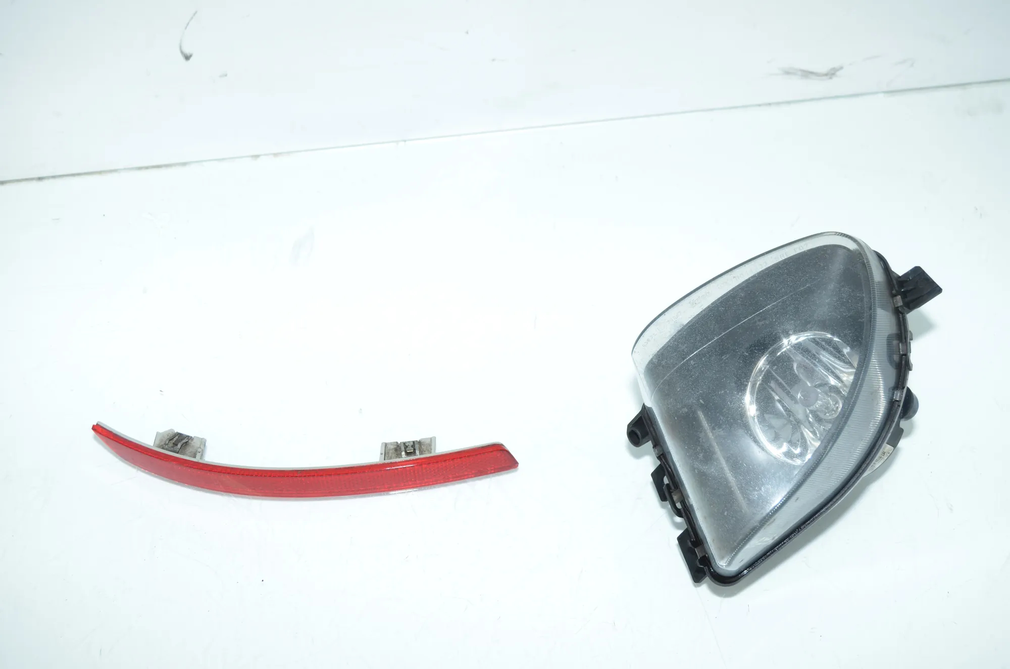 Front Left Fog Light – OEM 7216885 · BMW 5 Touring (F11) 530 d 2011