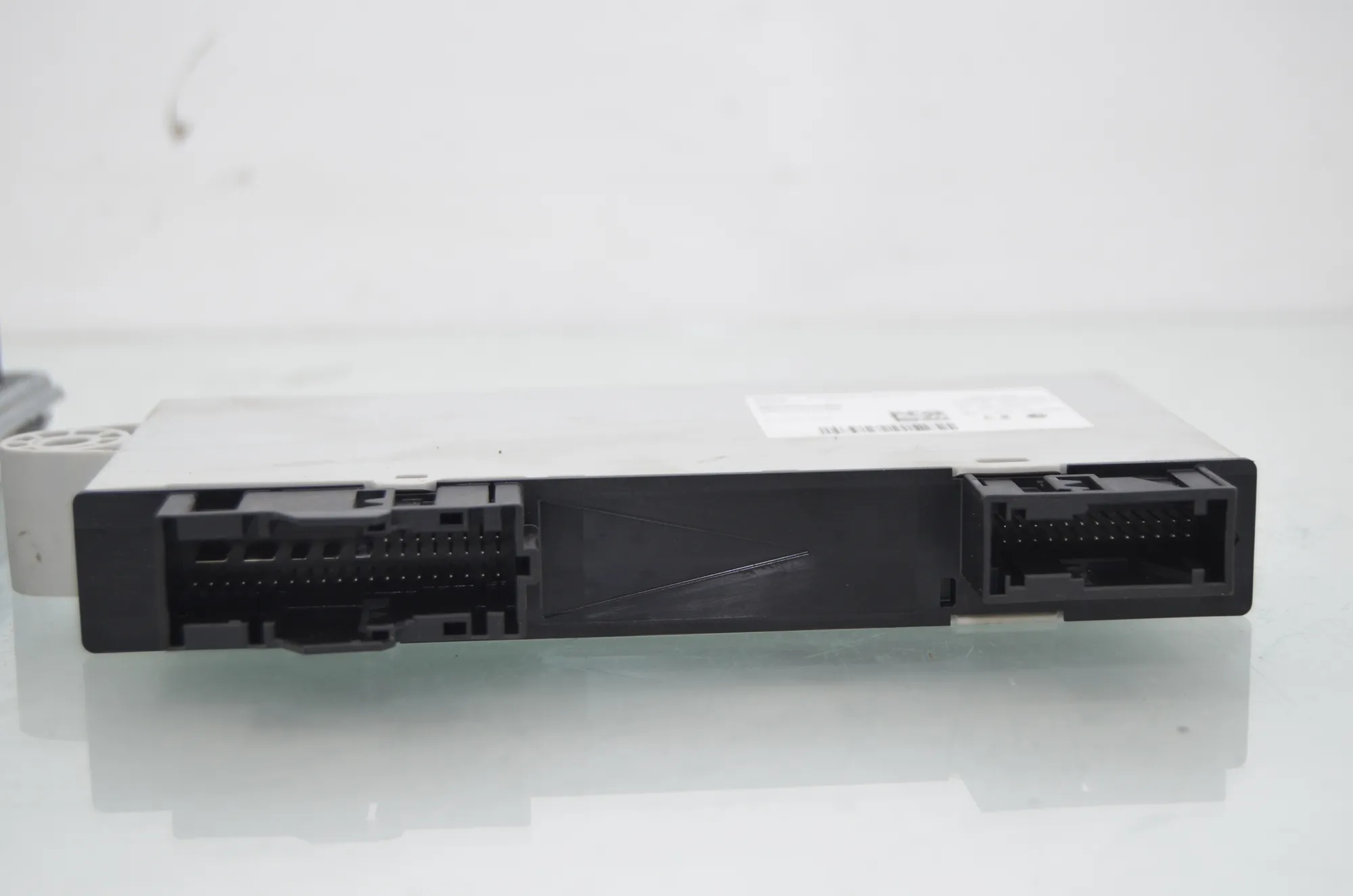 Engine Ignition ECU Set – OEM 9241973 · BMW 5 Touring (F11) 530 d 2011 – 6