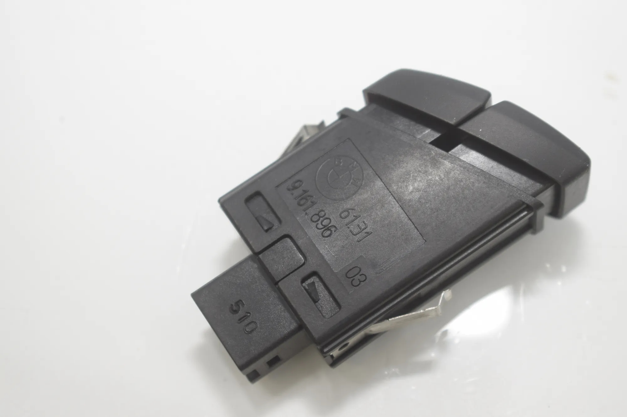 Switches – OEM 9217594 · BMW 5 Touring (F11) 530 d 2011 – 9