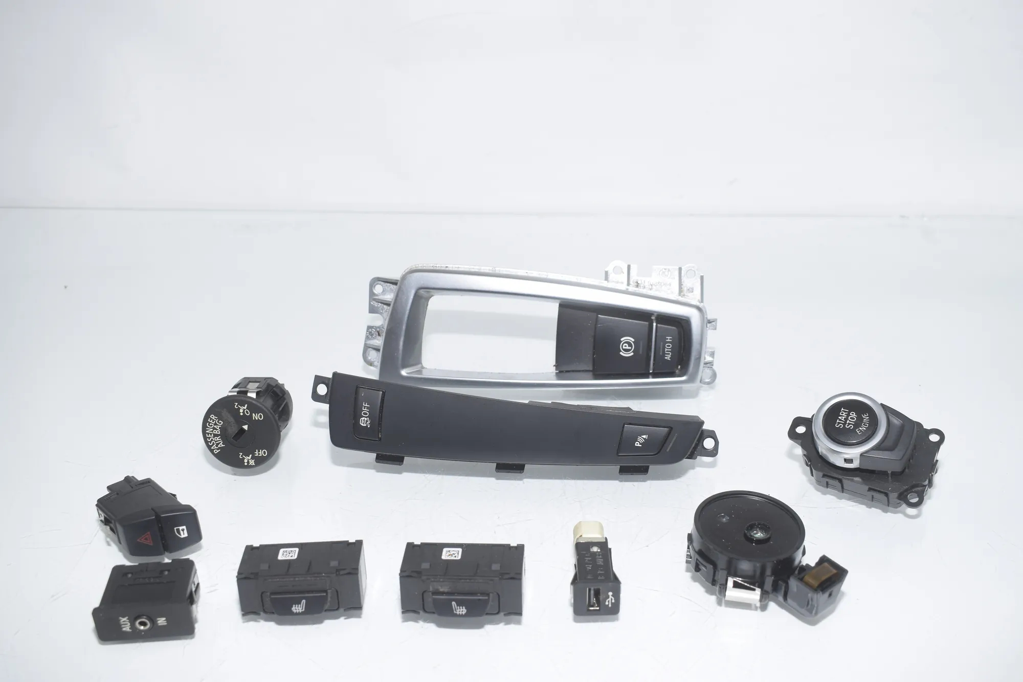 Switches – OEM 9217594 · BMW 5 Touring (F11) 530 d 2011 – 2