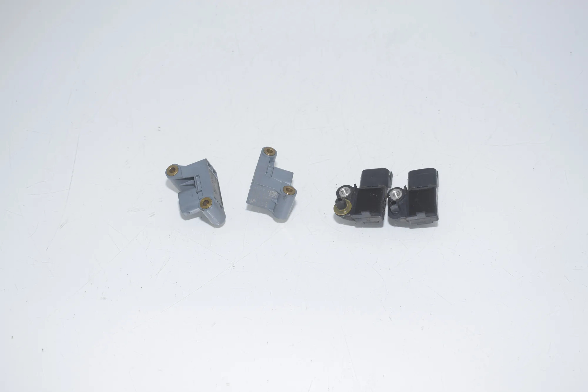 Front Left Impact Sensor – OEM 9159314 · BMW 5 Touring (F11) 530 d 2011