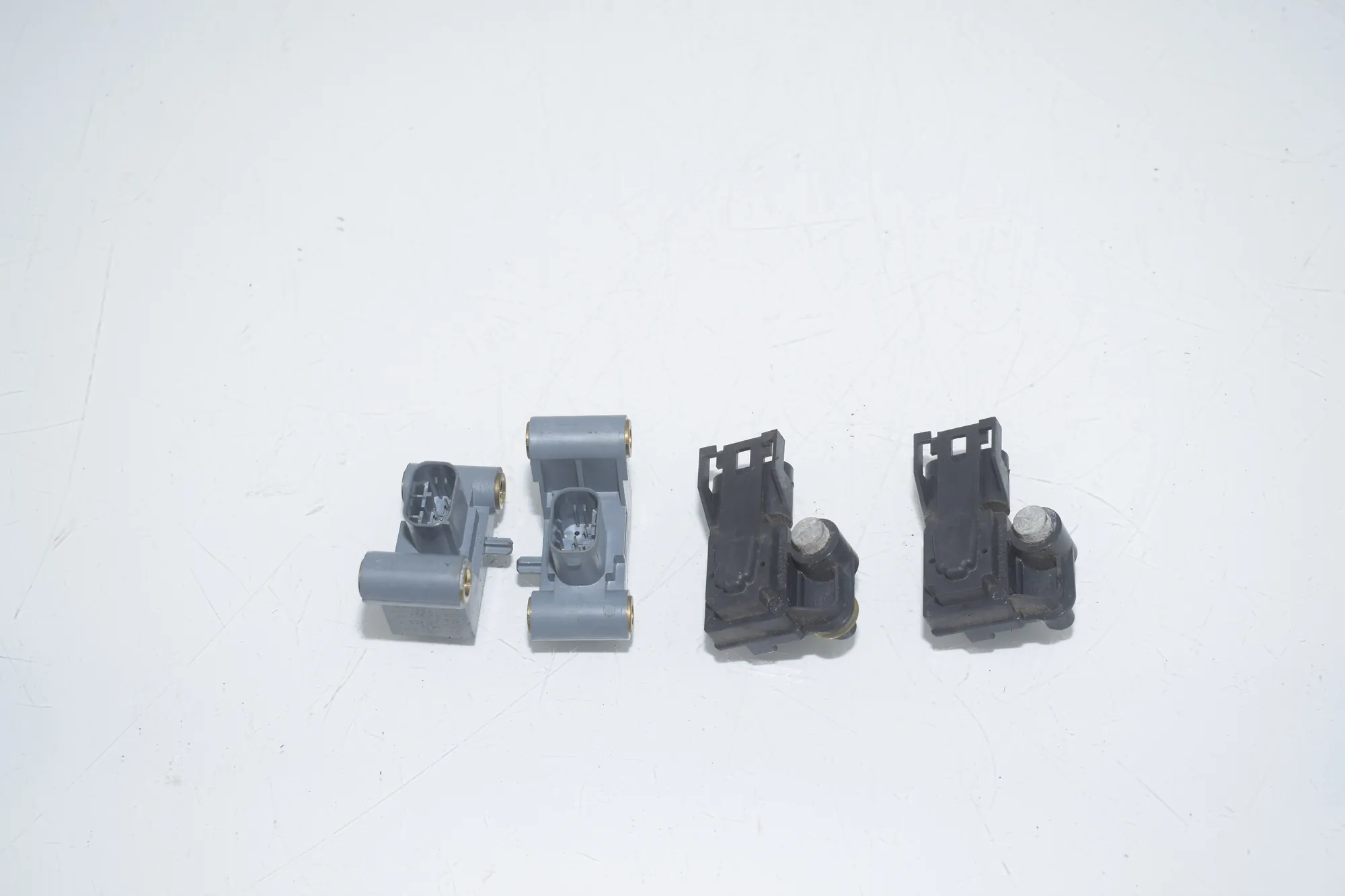 Front Left Impact Sensor – OEM 9159314 · BMW 5 Touring (F11) 530 d 2011 – 3