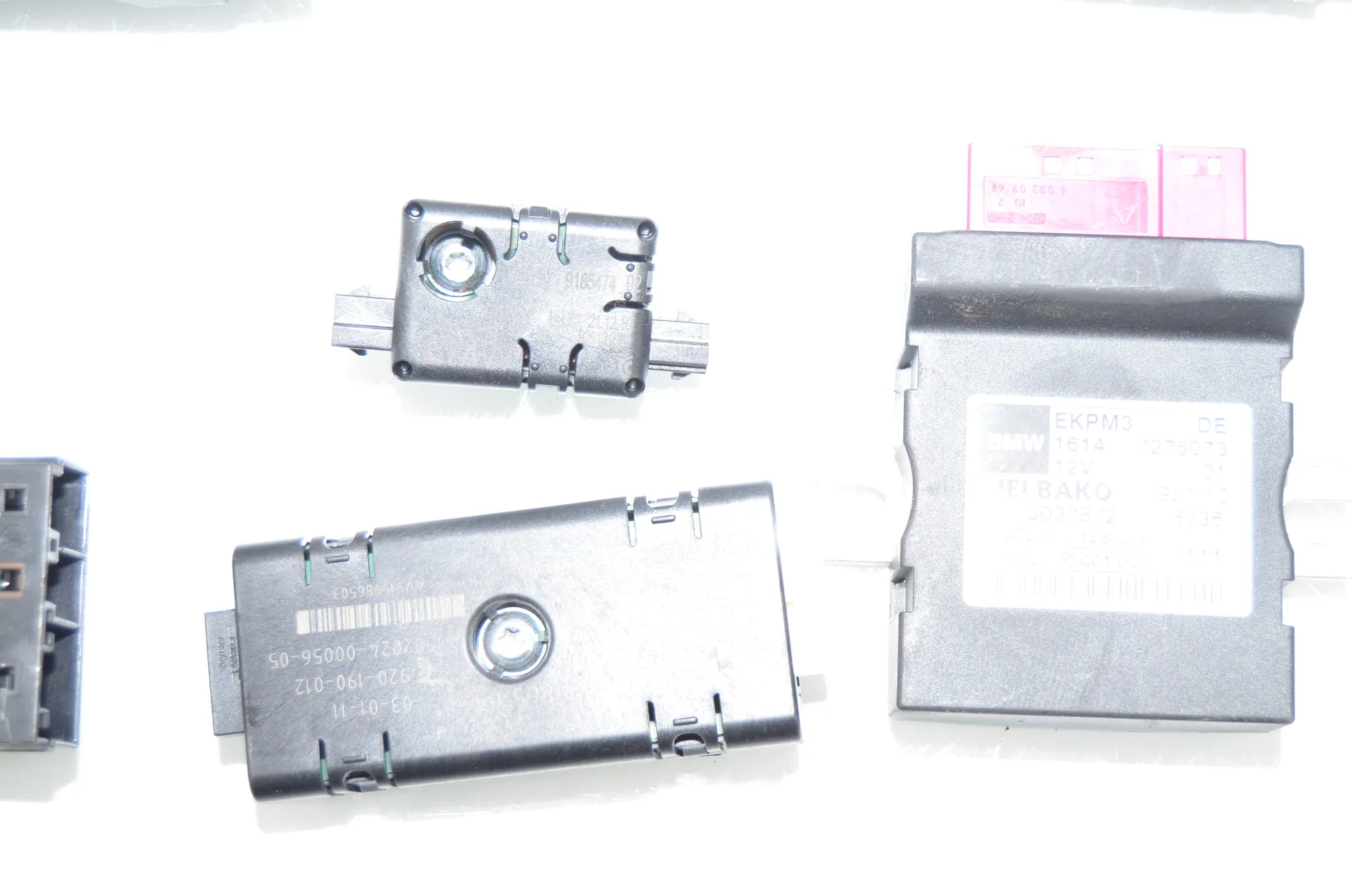 Other Control Units – OEM 9216468 · BMW 5 Touring (F11) 530 d 2011 – 4