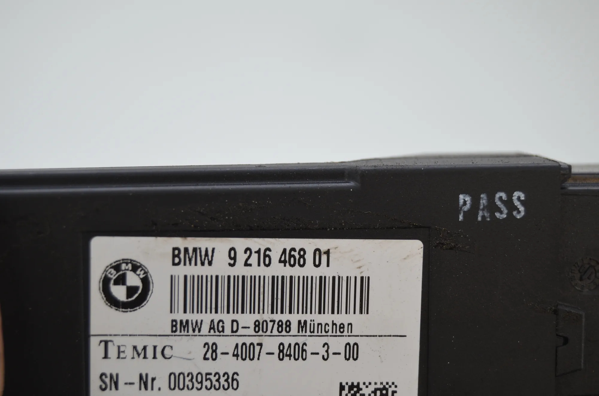 Other Control Units – OEM 9216468 · BMW 5 Touring (F11) 530 d 2011 – 7
