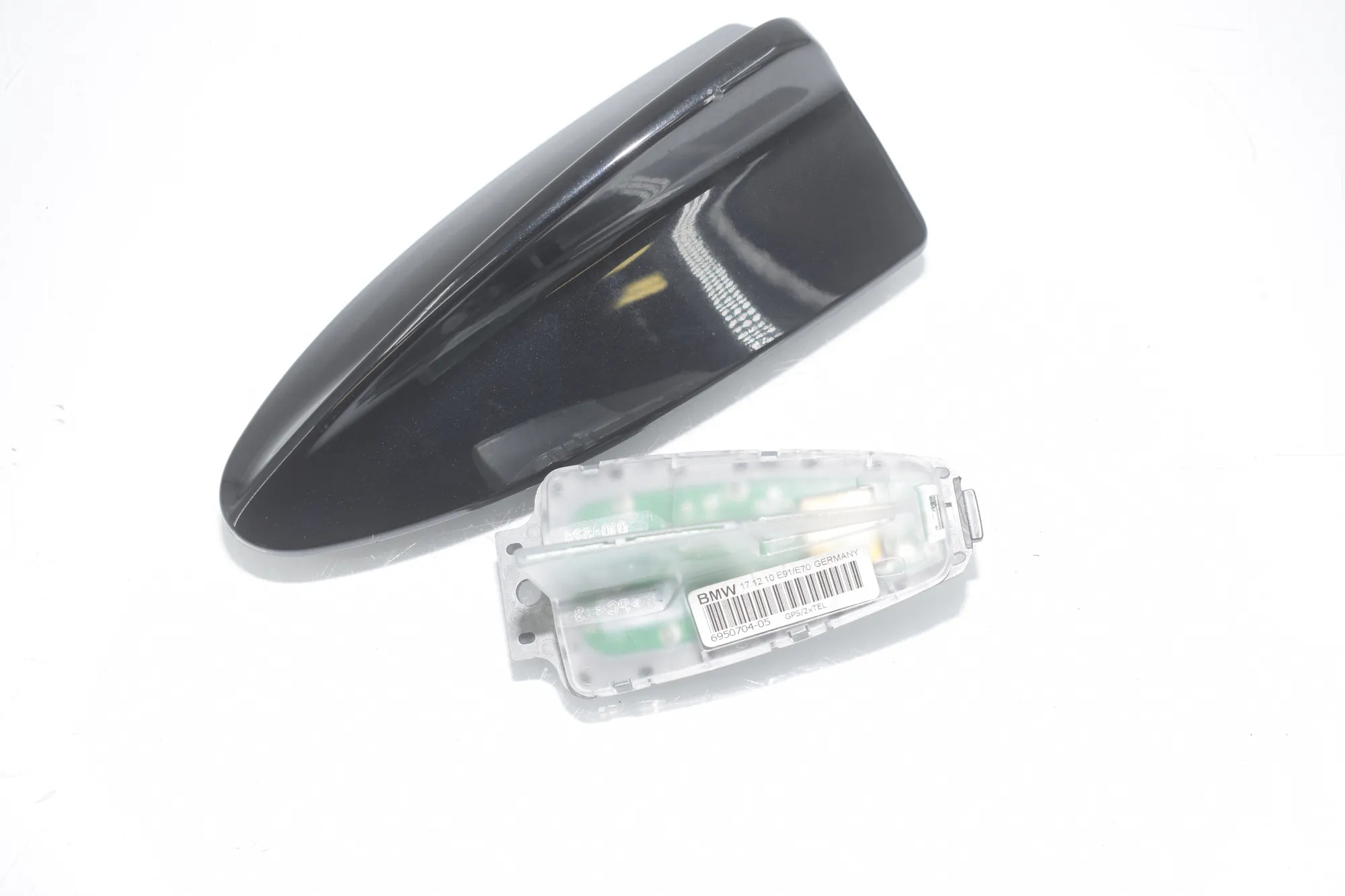 Antenna Trim – OEM 6950704 · BMW 5 Touring (F11) 530 d 2011 – 2