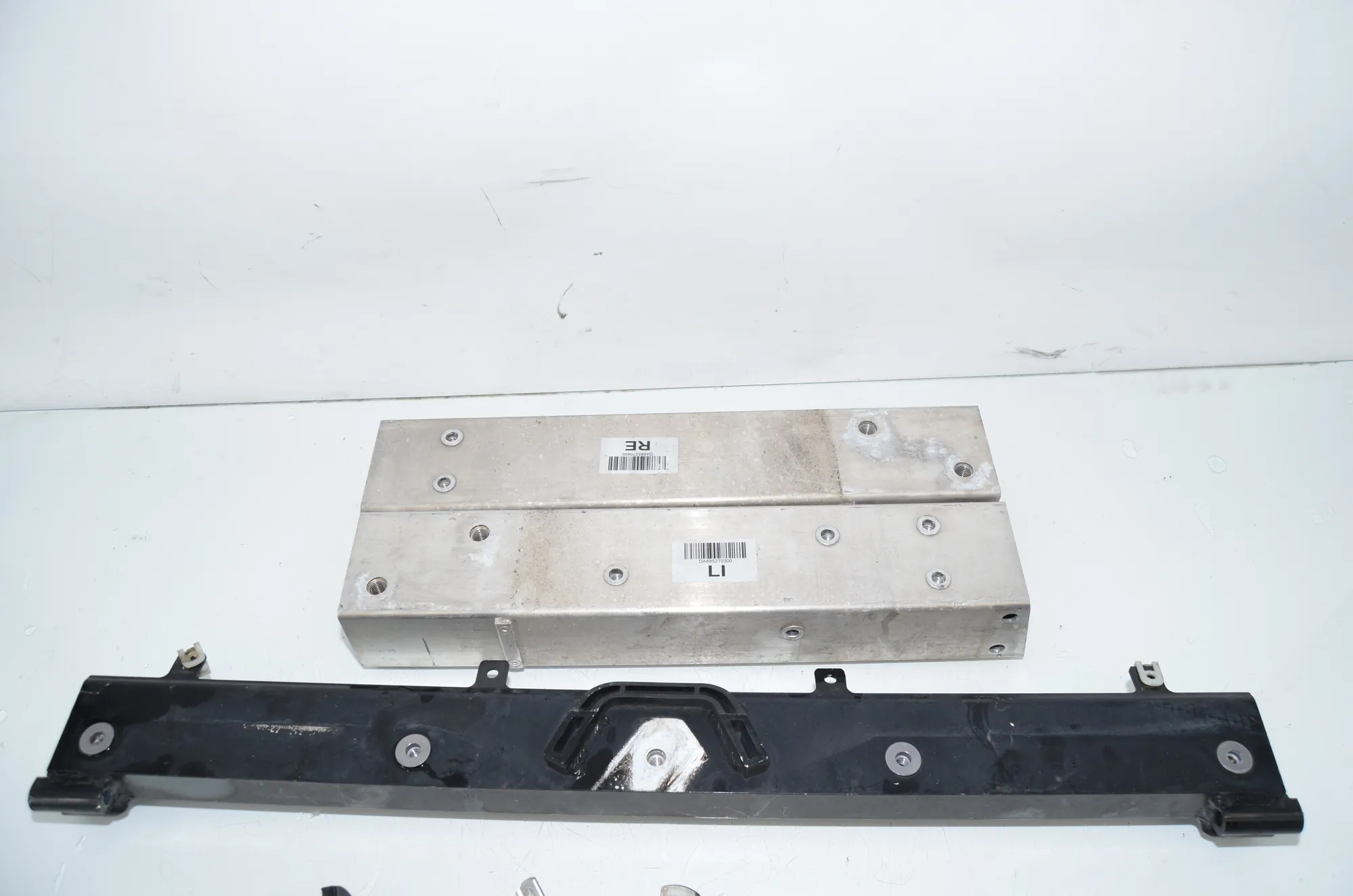 Other Body Parts – OEM 6852703 · BMW i3 (I01) s Electric 2022 – 3