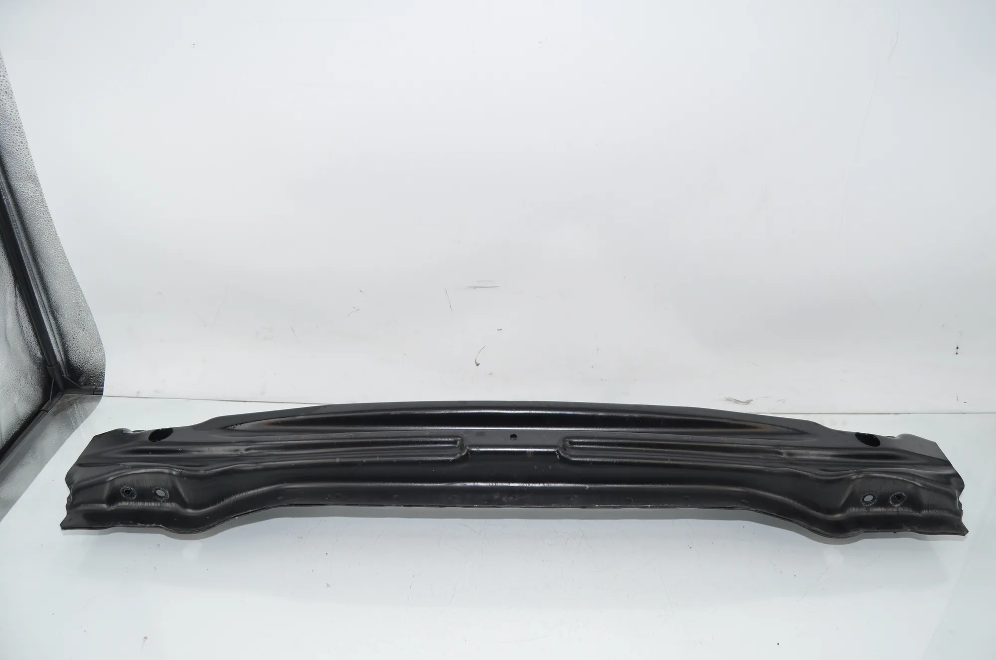 Rear Crash Reinforcement Bar – OEM 7296780 · BMW i3 (I01) s Electric 2022