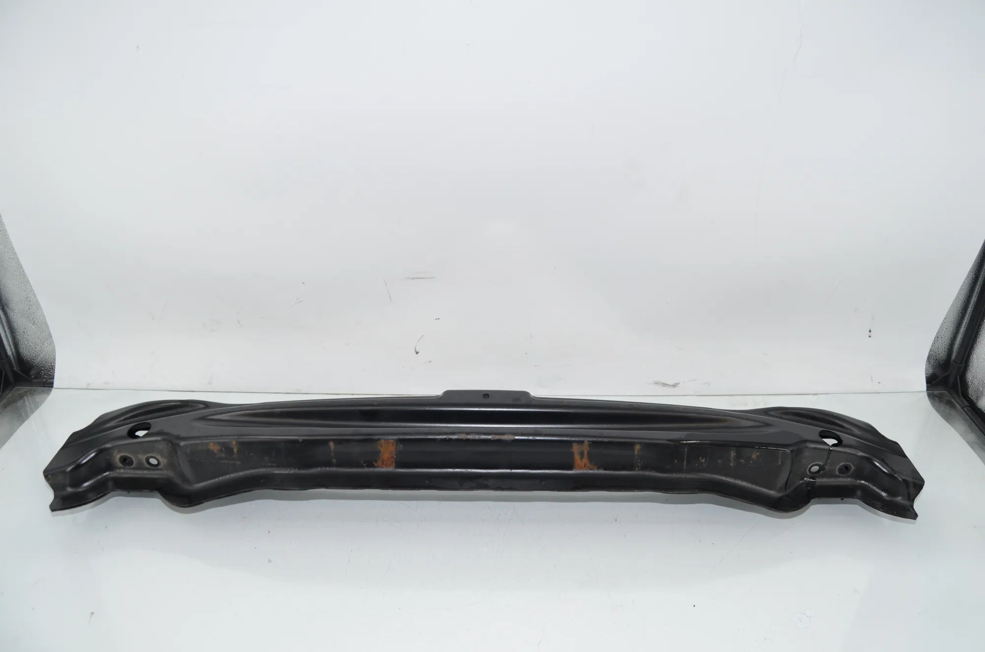 Rear Crash Reinforcement Bar – OEM 7296780 · BMW i3 (I01) s Electric 2022 – 2