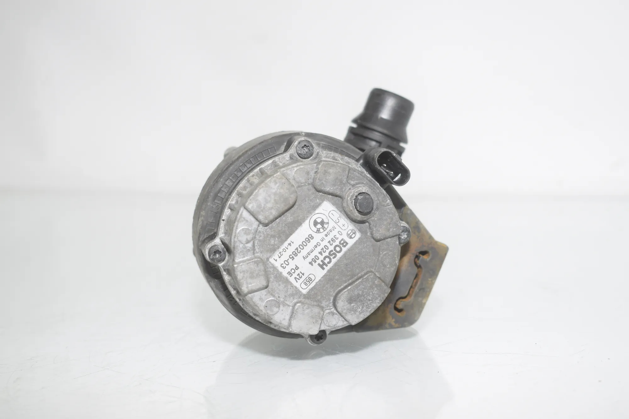 Auxiliary Water Pump – OEM 8600285 · BMW i3 (I01) Electric 2014 – 3