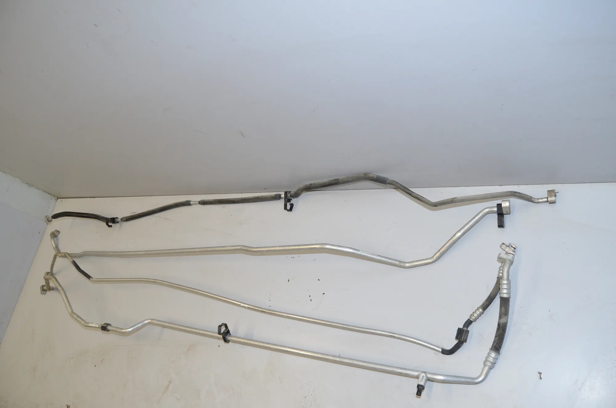 Other tubes – OEM 4814401 · BMW i3 (I01) Electric 2014 – 2