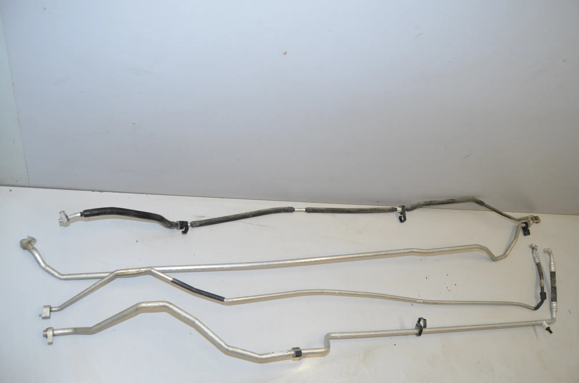 Other tubes – OEM 4814401 · BMW i3 (I01) Electric 2014 – 3