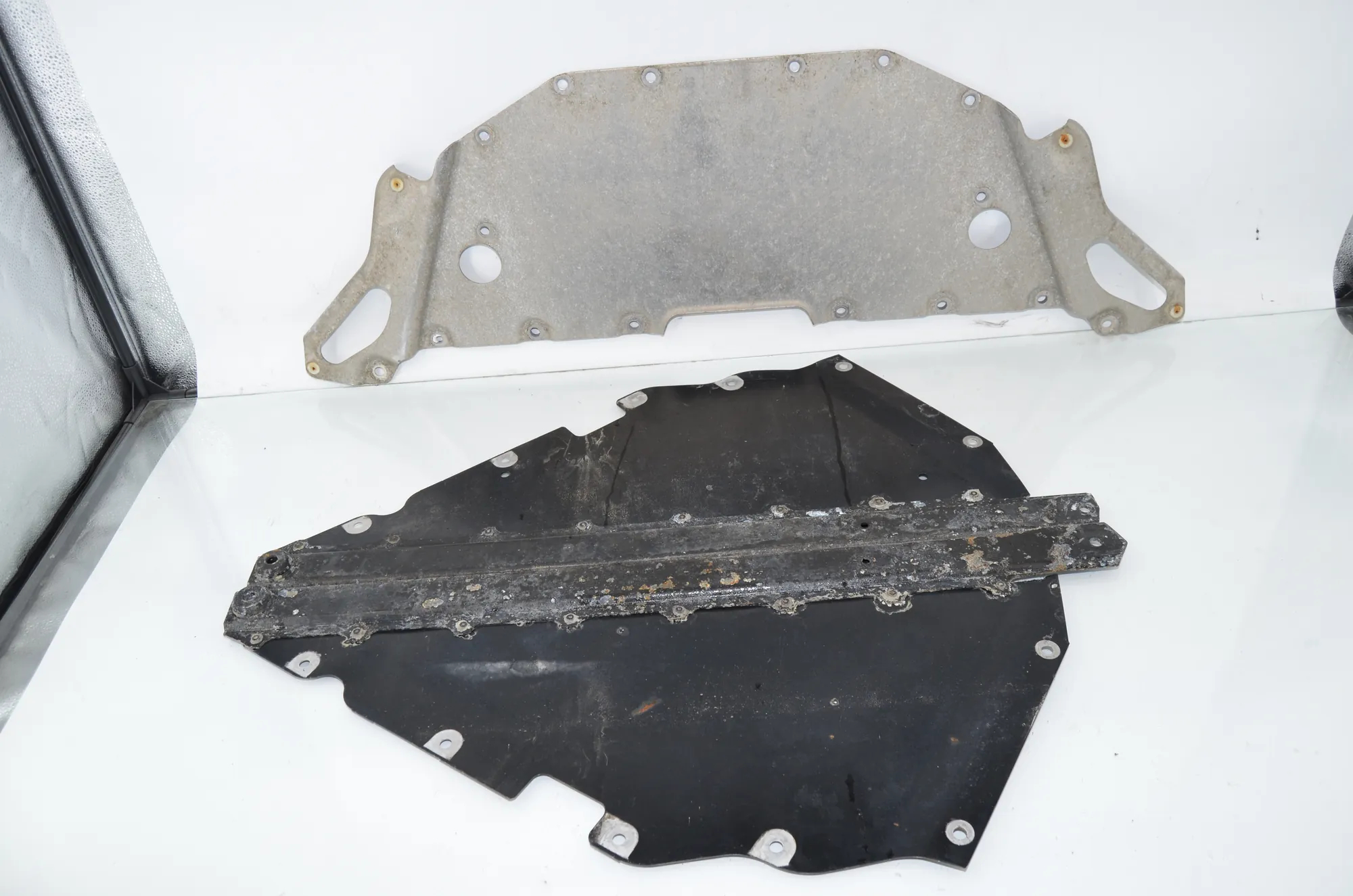 Other Body Parts – OEM 6858282 · BMW i3 (I01) Electric 2014