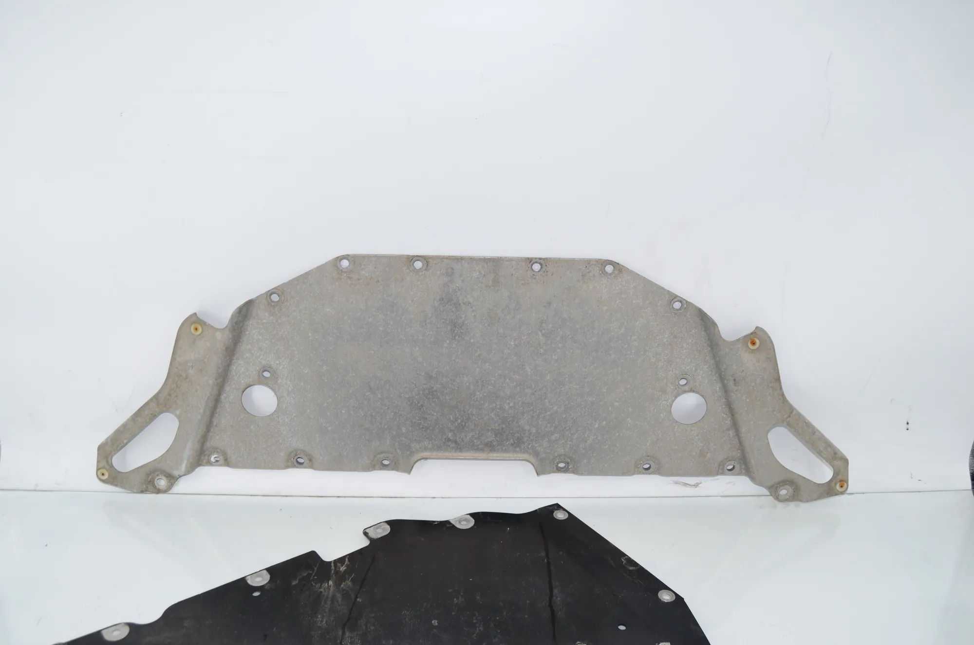 Other Body Parts – OEM 6858282 · BMW i3 (I01) Electric 2014 – 2
