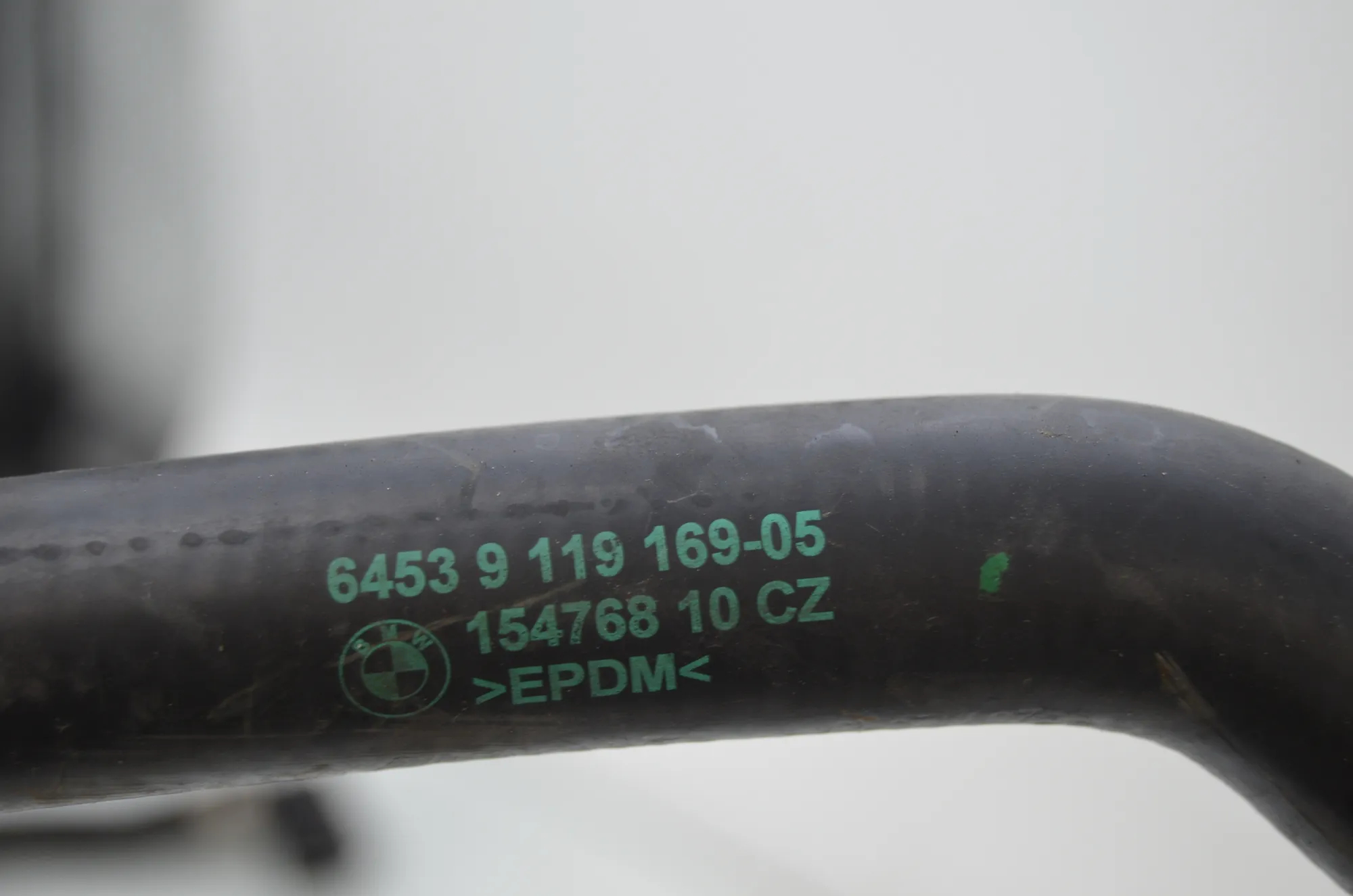 Coolant Hose Pipe – OEM 9119169 · BMW 5 Touring (F11) M 550 d xDrive 2012 – 5