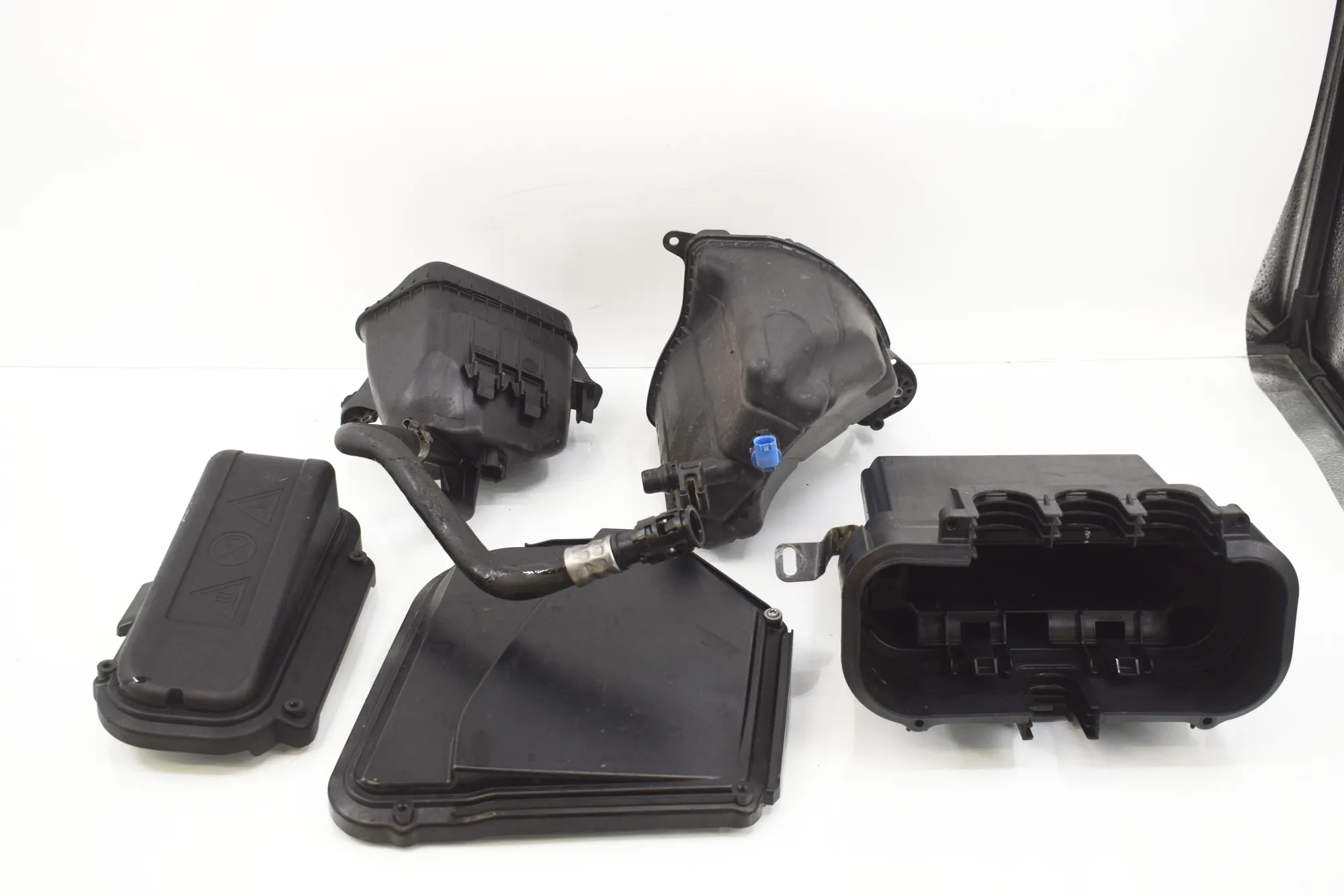 Other Body Parts – OEM 7555189 · BMW 5 Touring (F11) M 550 d xDrive 2012