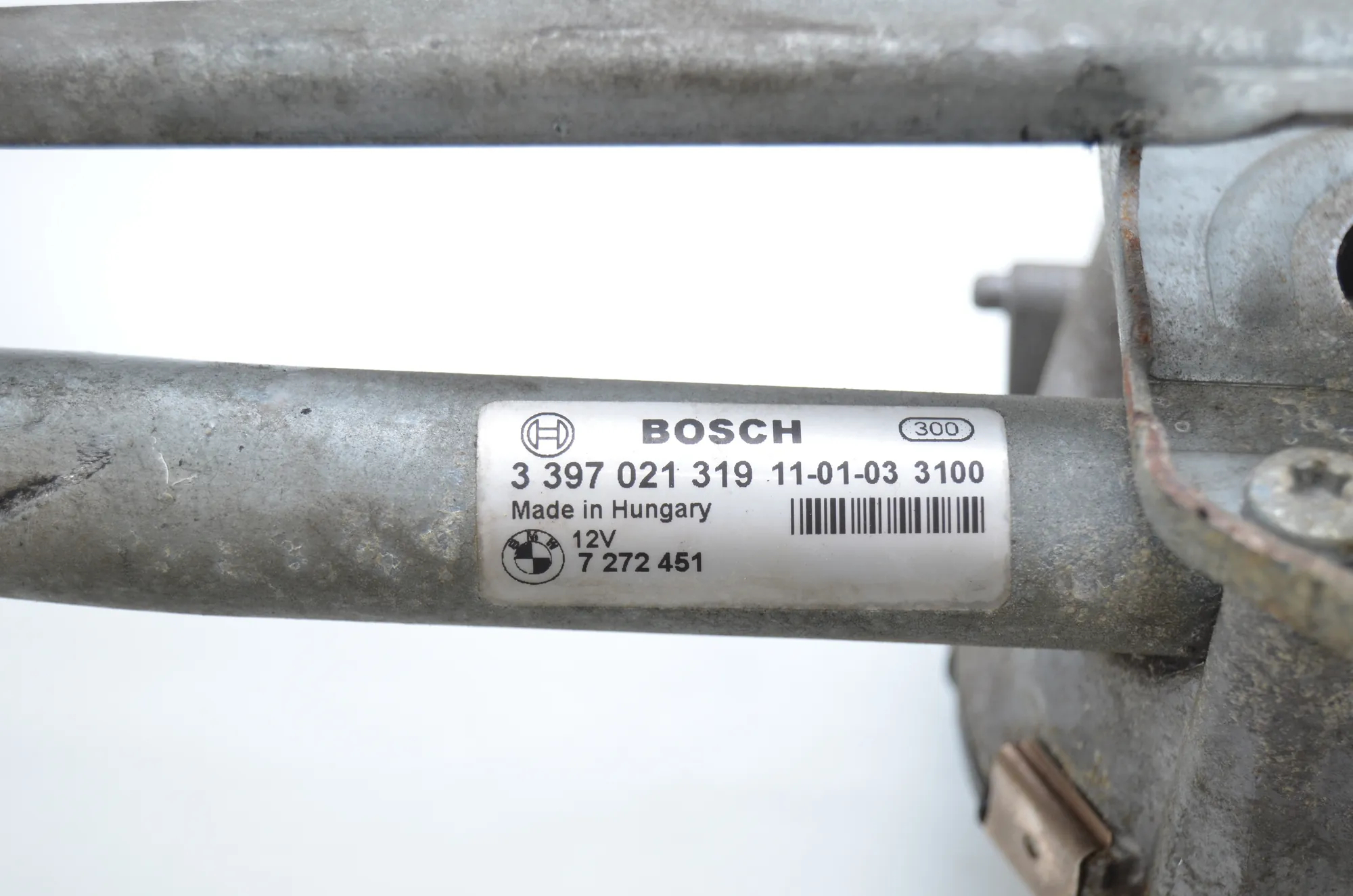 Front Windshield Wiper Mechanism – OEM 7272451 · BMW 5 Touring (F11) 530 d 2011 – 4