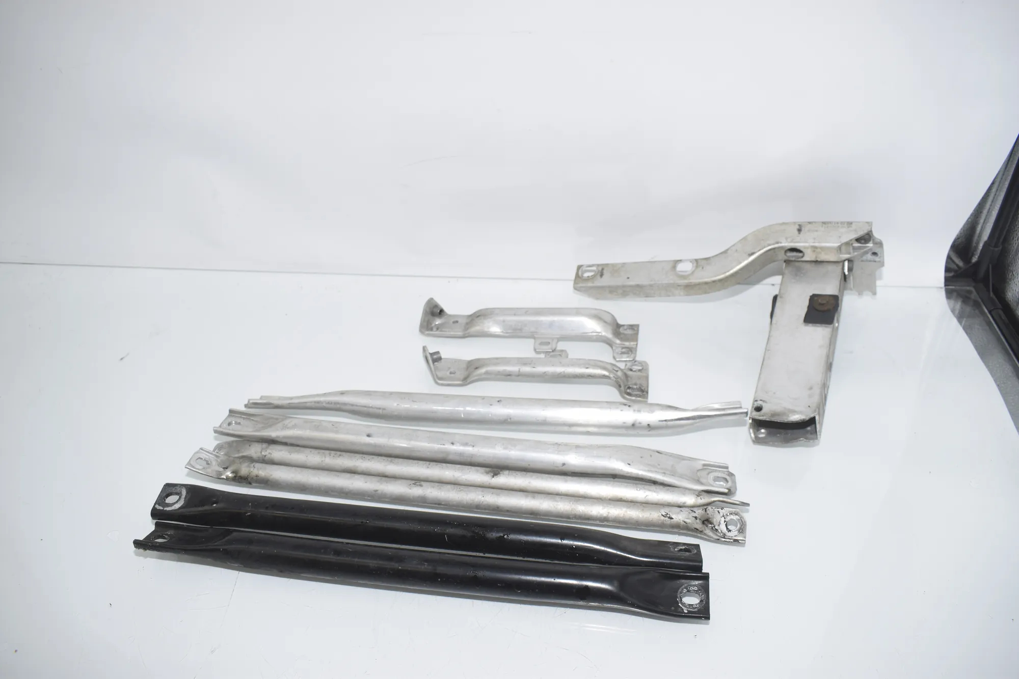 Other Body Parts – OEM 7158893 · BMW 5 Touring (F11) 530 d 2011