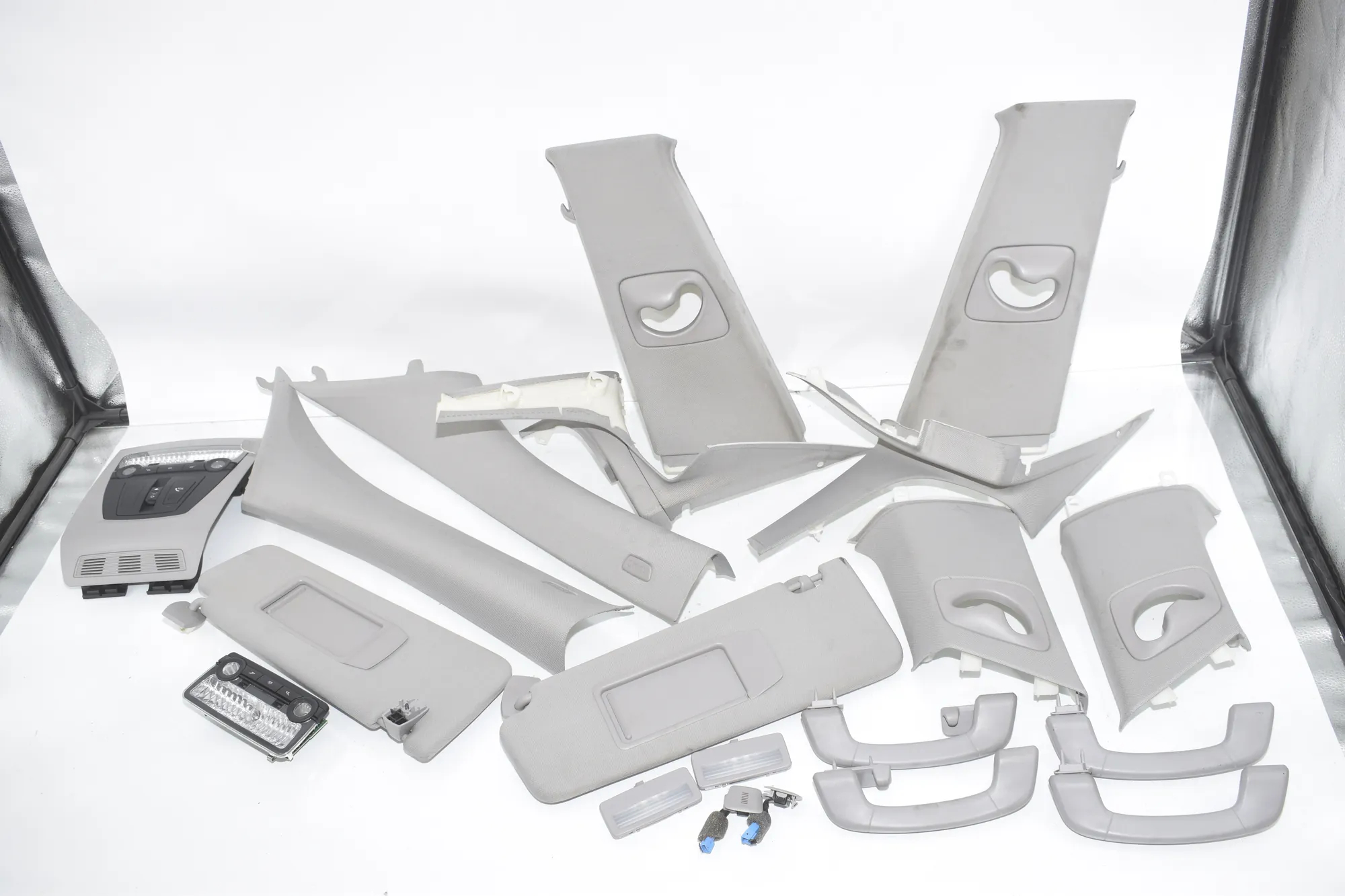 Interior Side Pillars Trim Kit – OEM 9167337 · BMW 5 Gran Turismo (F07) 535 d xDrive 2014 – 4