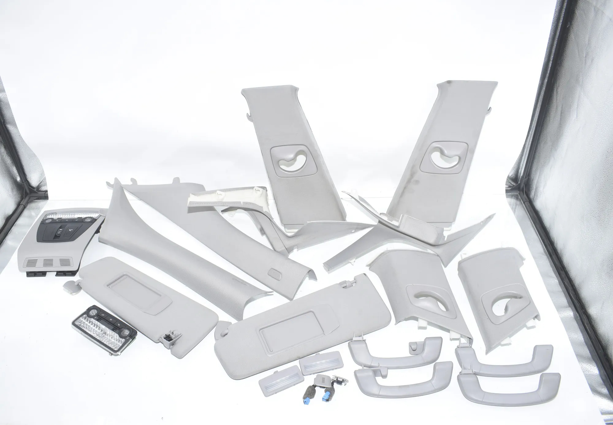 Interior Side Pillars Trim Kit – OEM 9167337 · BMW 5 Gran Turismo (F07) 535 d xDrive 2014
