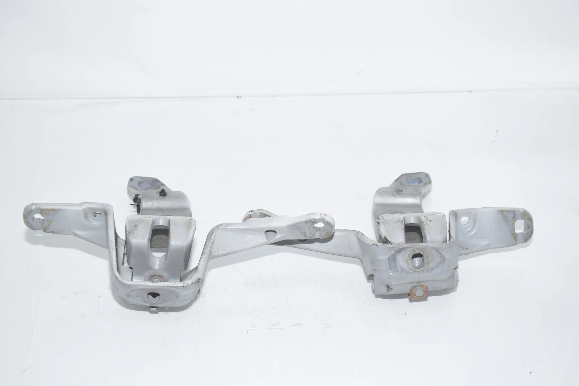 Left Side Bootlid Hinge – OEM 7200534 · BMW 5 Gran Turismo (F07) 535 d xDrive 2014