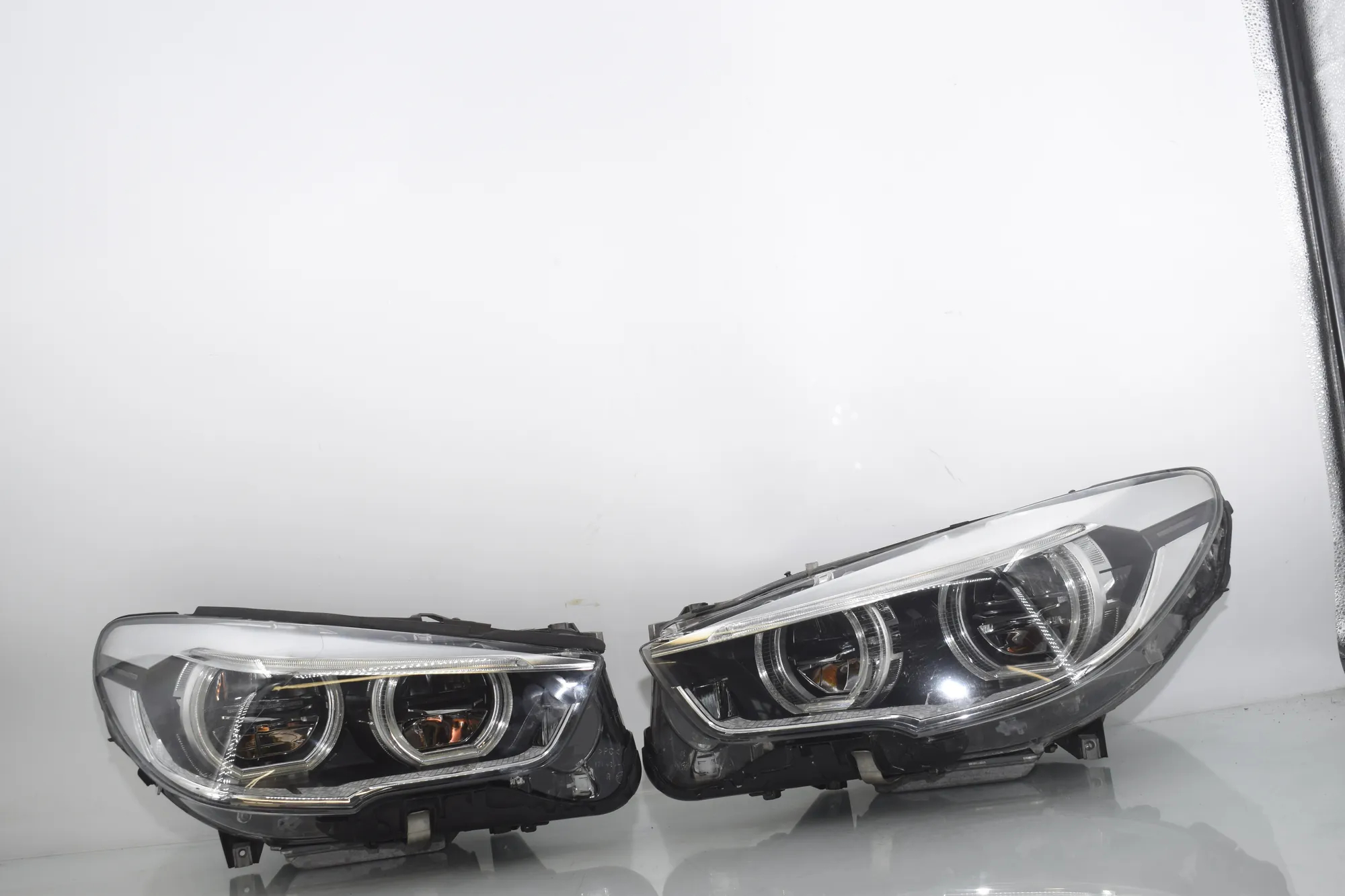 Front Headlight Set Kit – OEM 7410807 · BMW 5 Gran Turismo (F07) 535 d xDrive 2014 – 5