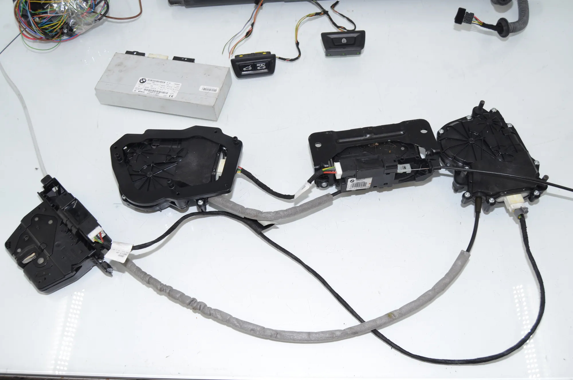 Electric Tailgate Opening Kit – OEM 7394649 · BMW 5 Gran Turismo (F07) 535 d xDrive 2014 – 2