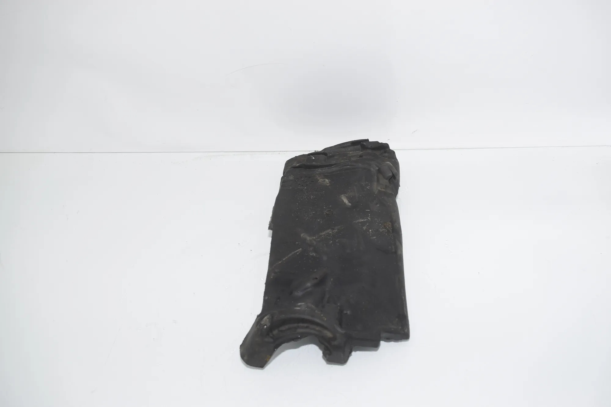 Sound Insulation – OEM 8513136 · BMW X1 (F48) xDrive 18 d 2017 – 2